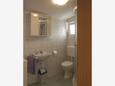 Salle de bain Mala Lamjana, Salle de bain dans l’hébergement en type apartment, WiFi.