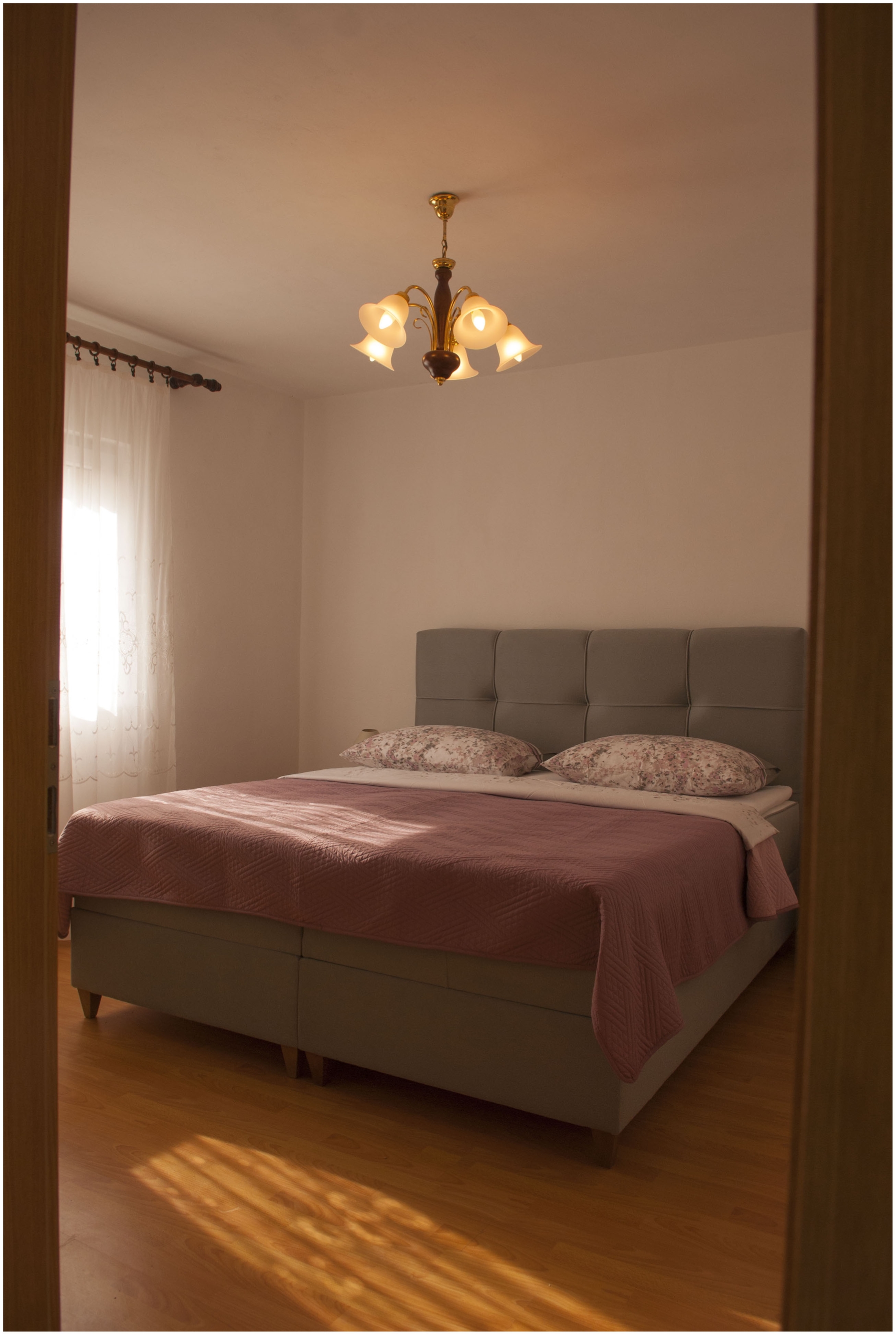 One bedroom apartment with terrace and sea view Cove Mala Lamjana, Ugljan (A-8449-b)