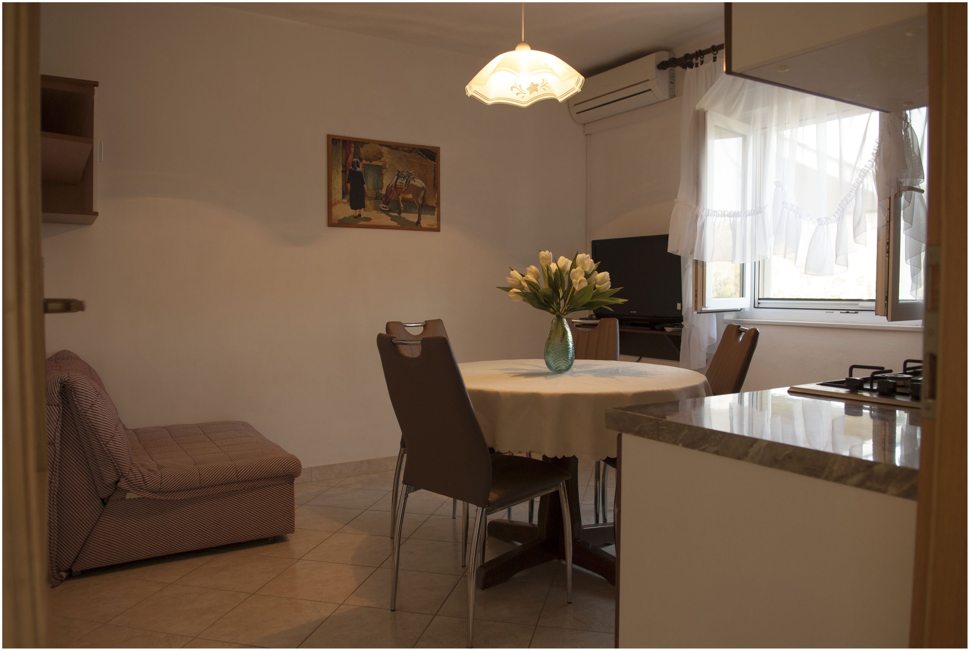 One bedroom apartment with terrace and sea view Cove Mala Lamjana, Ugljan (A-8449-b)