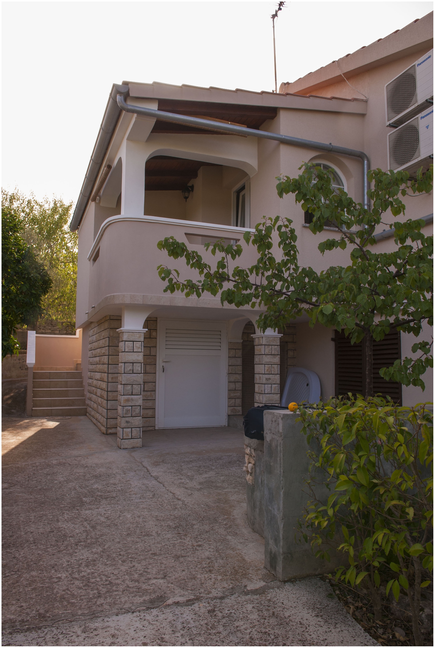 Top Ugljan Mala Lamjana Top Ugljan Mala Lamjana