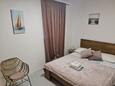 Спальня 2 Neviđane, Спальня 2 в размещении типа apartment, Домашние животные допускаются и WiFi.