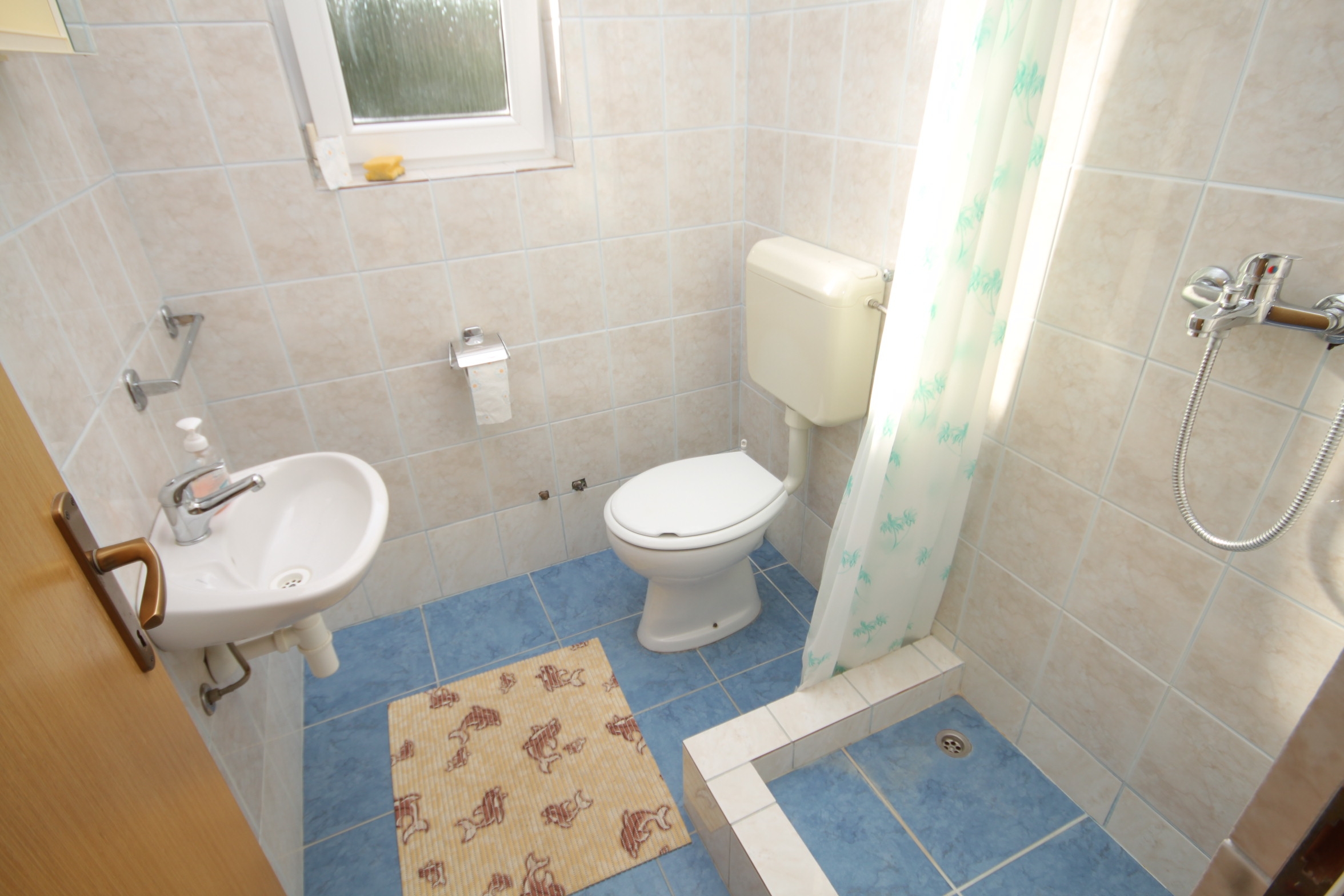 Two bedroom apartment near beach Tkon, Pašman  A-b