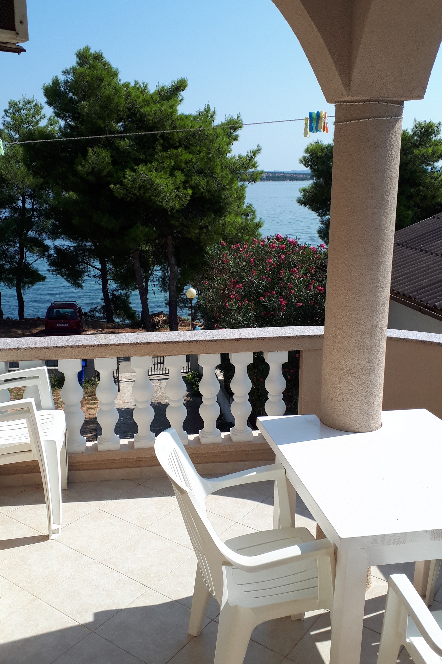 Two bedroom apartment near beach Tkon, Pašman  A-b