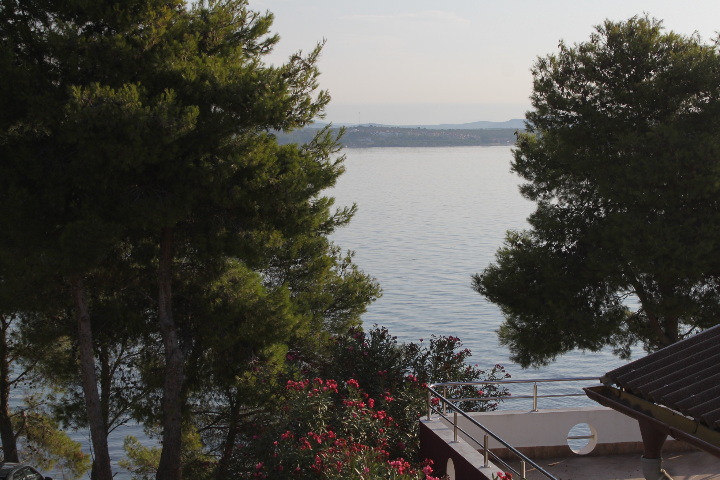 Two bedroom apartment near beach Tkon, Pašman  A-b