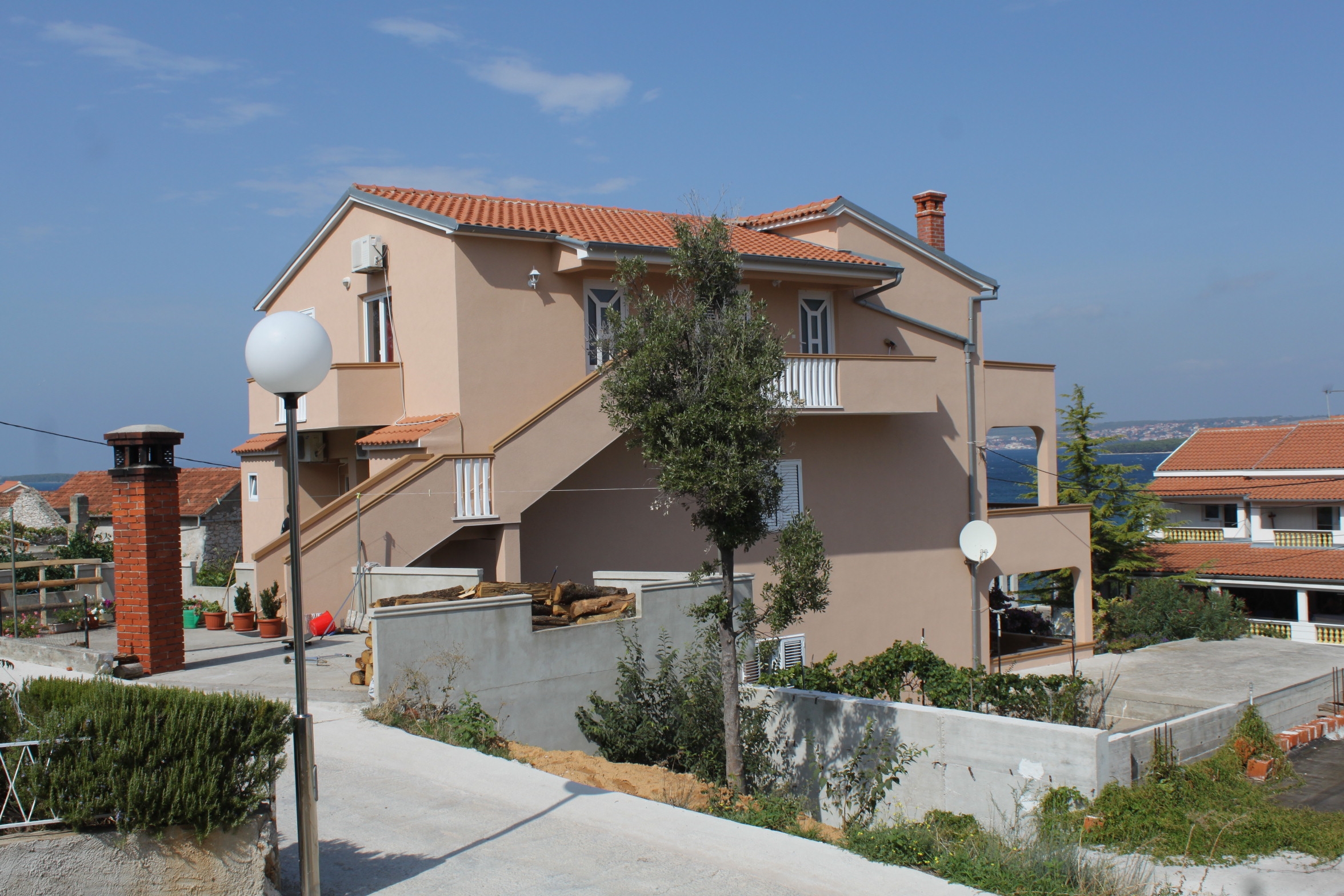 One bedroom apartment with balcony Tkon, Pašman (A-8455-c) One bedroom apartment with balcony Tkon, Pašman (A-8455-c)