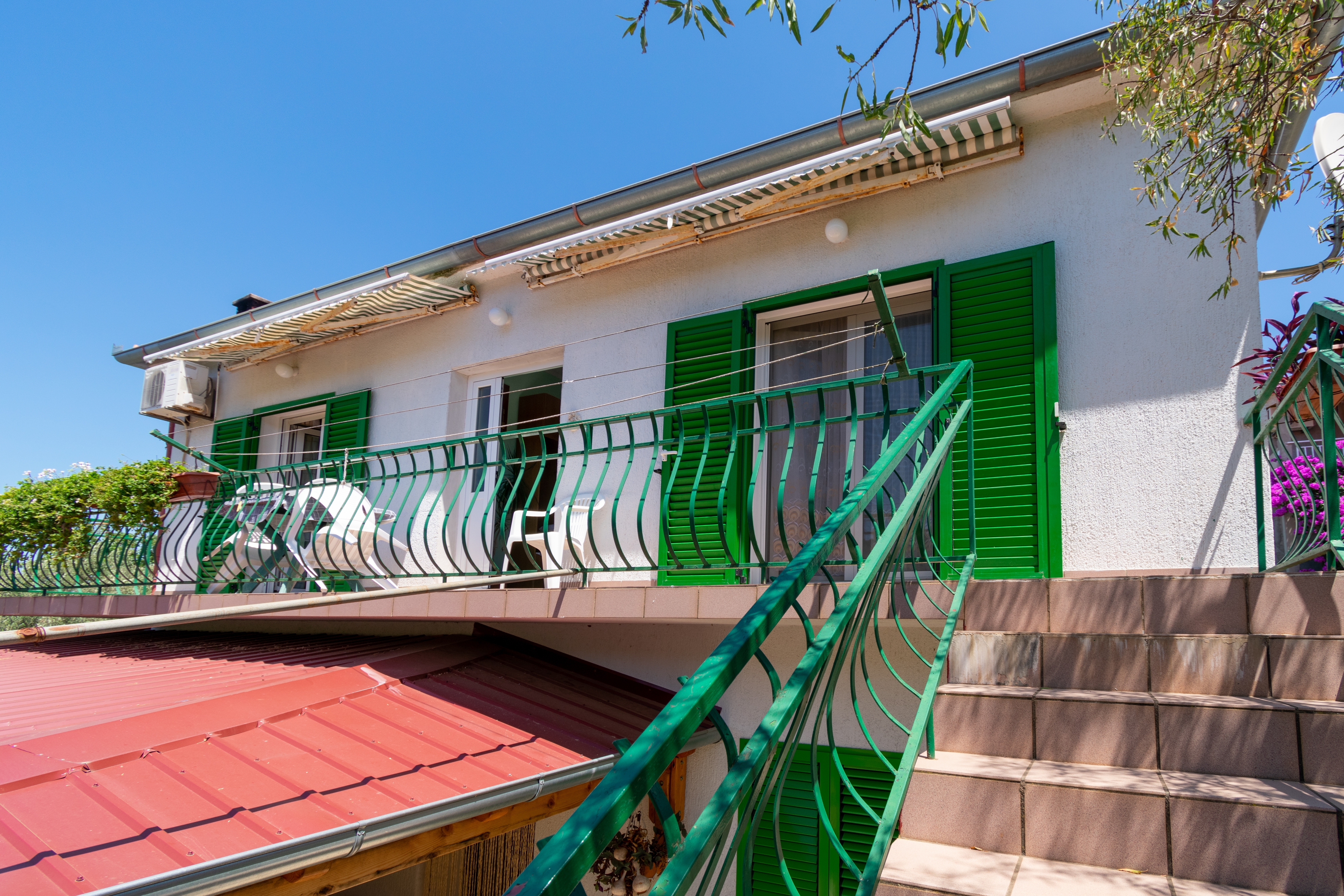 Three bedroom apartment with balcony Kraj, Pašman  A-a