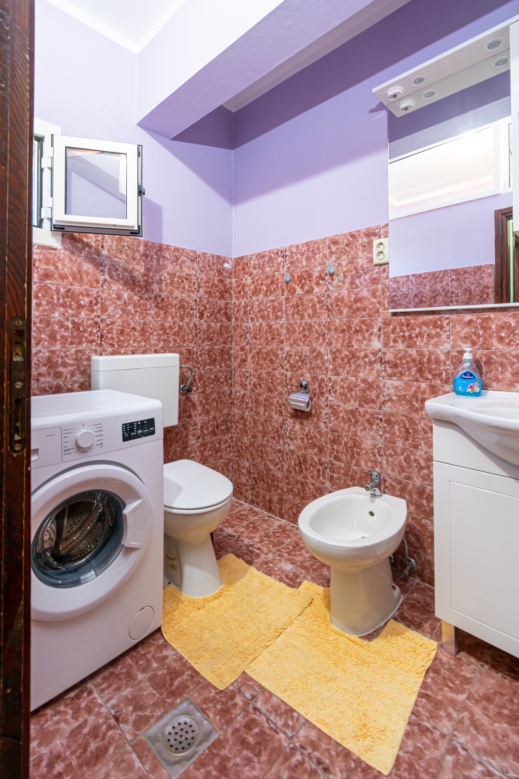 Three bedroom apartment with balcony Kraj, Pašman  A-a
