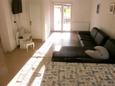 Гостиная Tkon, Гостиная в размещении типа apartment, Домашние животные допускаются и WiFi.