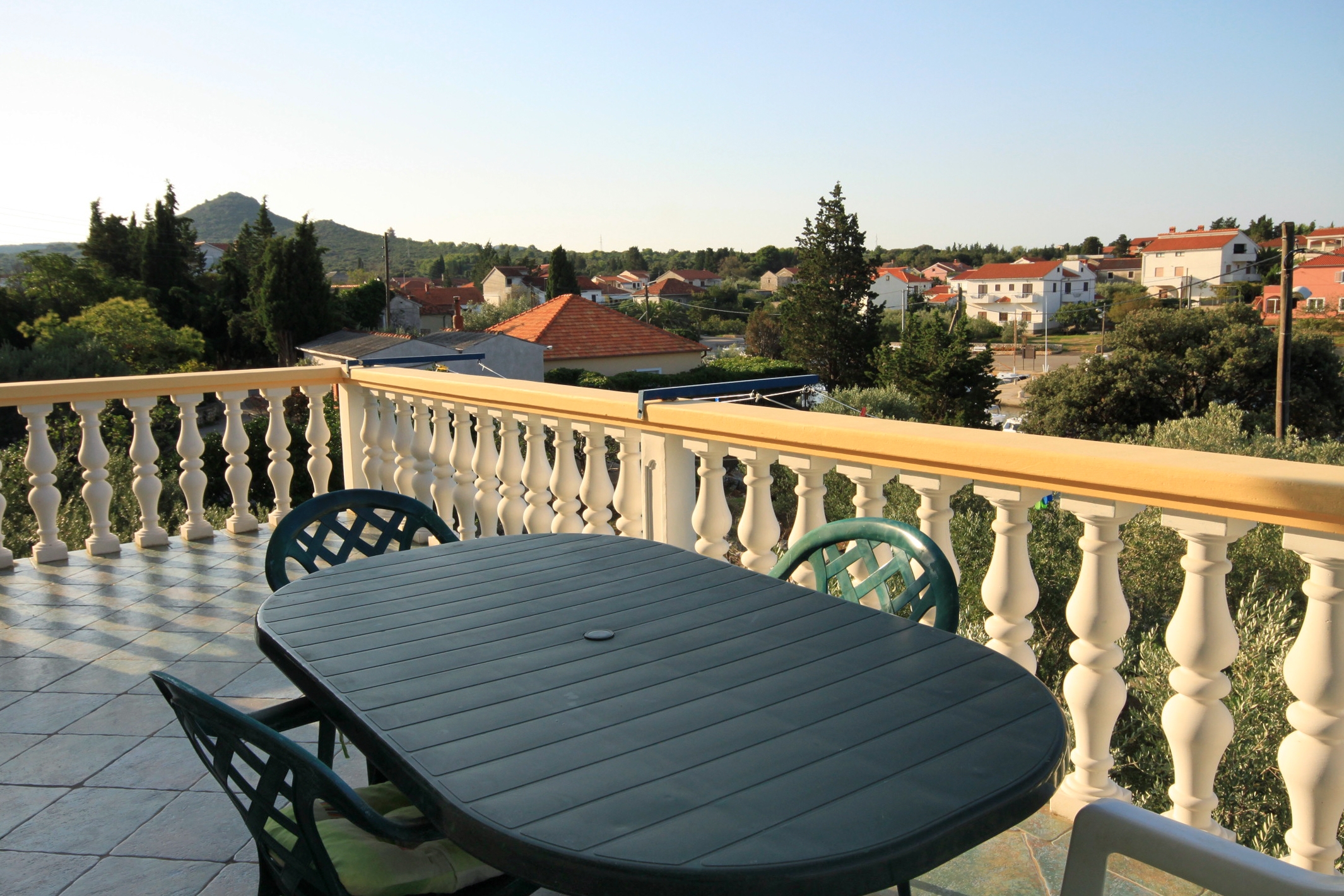 Two bedroom apartment near beach Ugljan  A-b