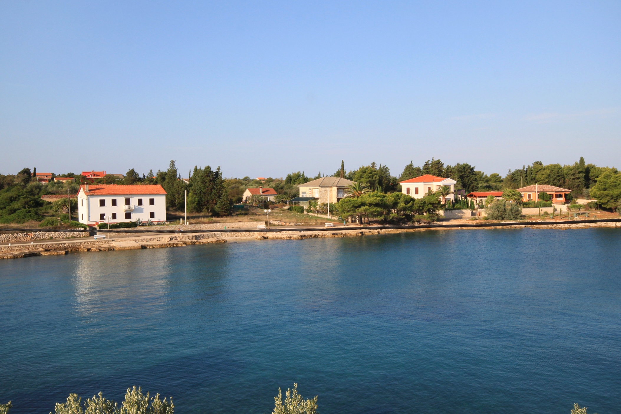 Two bedroom apartment near beach Ugljan  A-b