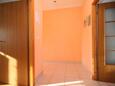 Ugljan, Chodba v ubytování typu apartment, s klimatizací, domácí mazlíčci povoleni a WiFi.
