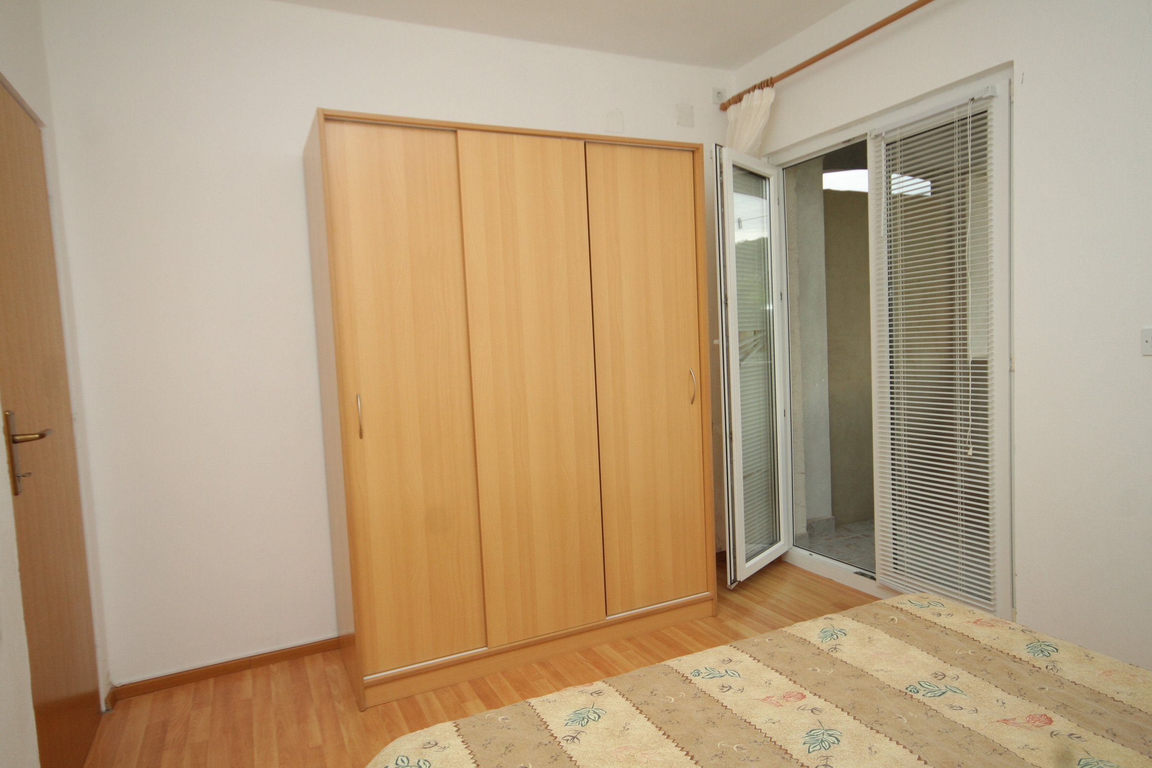 Top Ugljan Mala Lamjana Top Ugljan Mala Lamjana