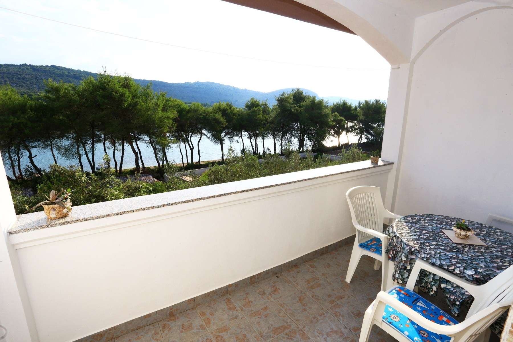 One bedroom apartment near beach Cove Mala Lamjana, Ugljan (A-8461-b) One bedroom apartment near beach Cove Mala Lamjana, Ugljan (A-8461-b)