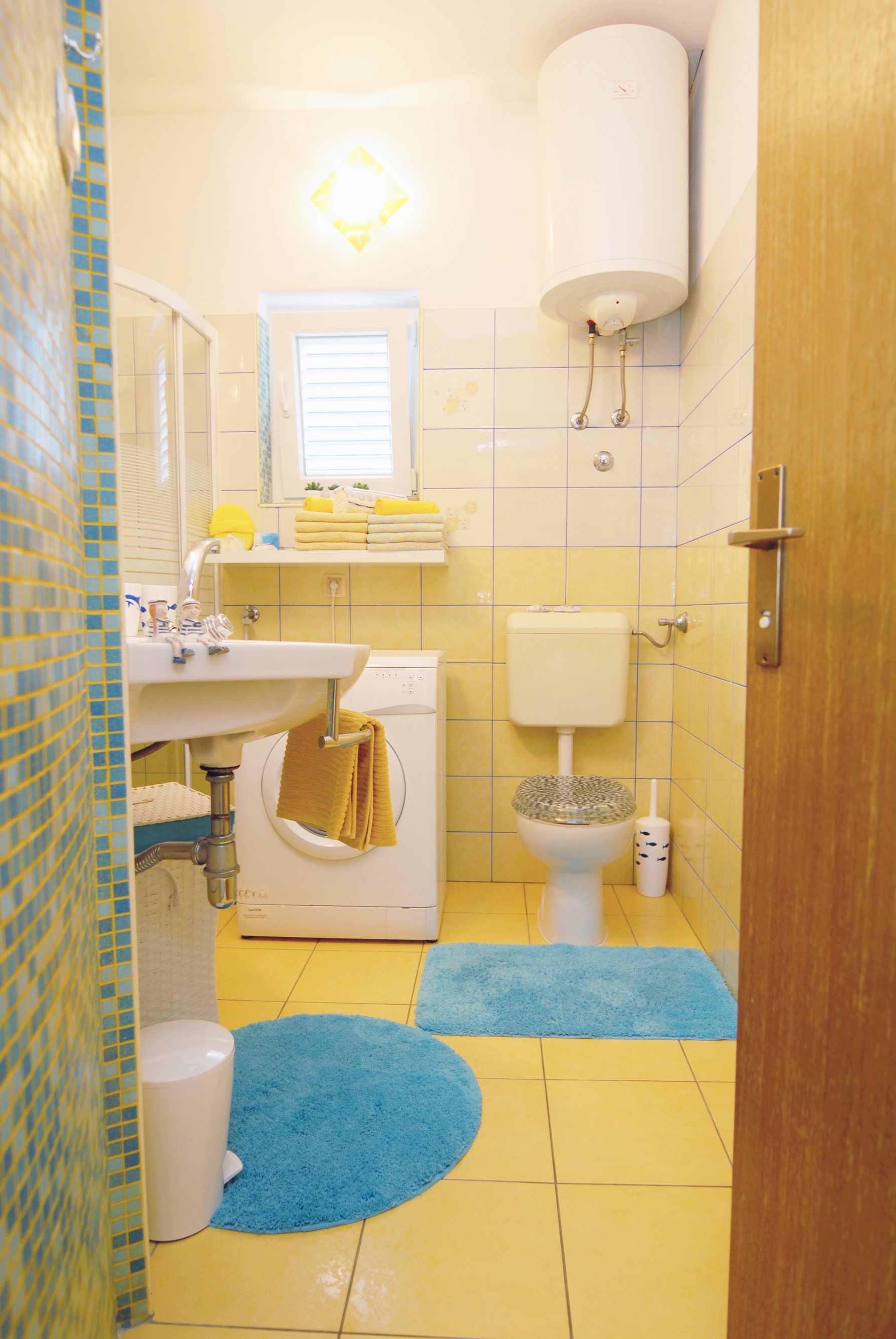 Two bedroom apartment with terrace and sea view Ugljan  A-a