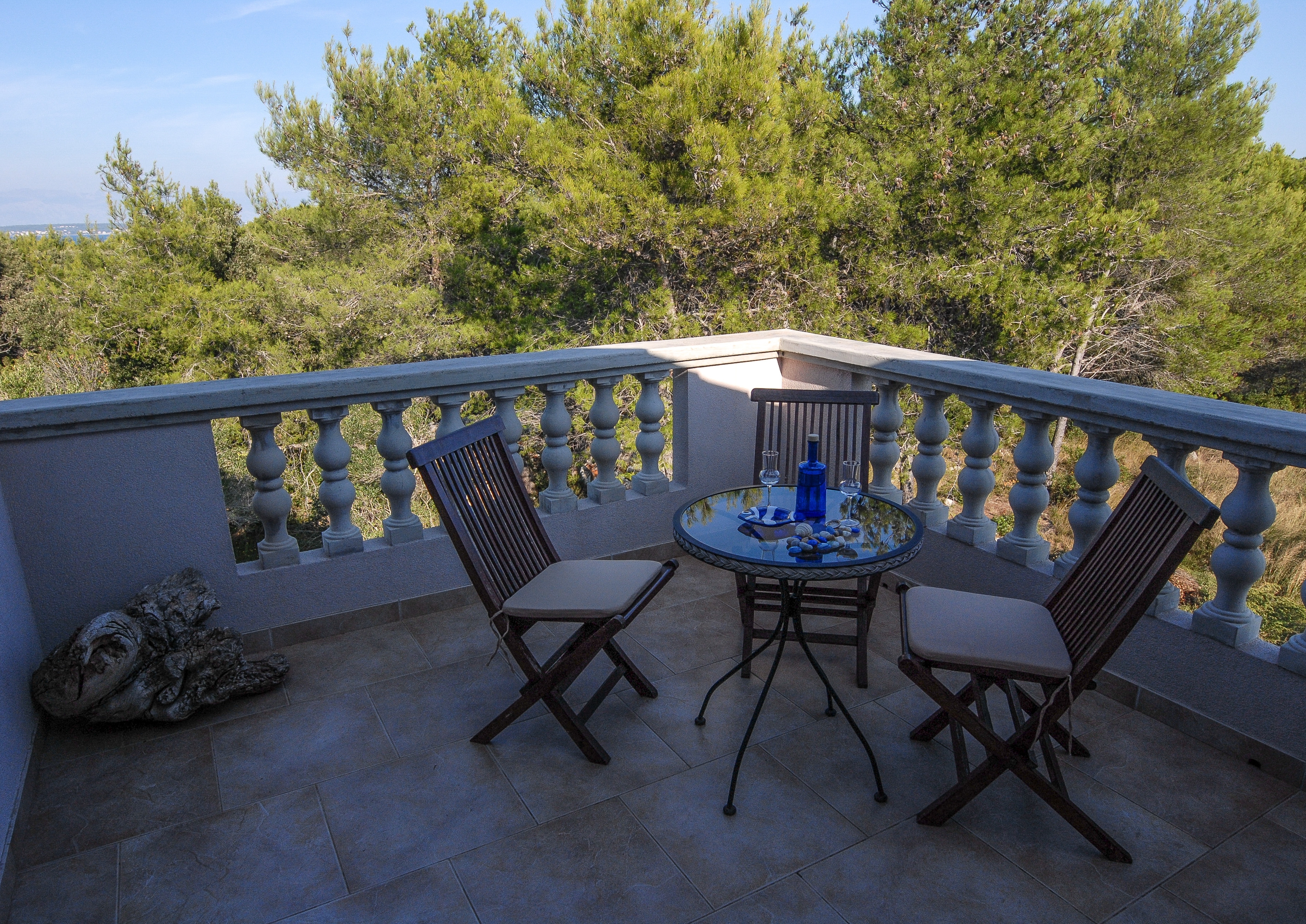 Two bedroom apartment with terrace and sea view Ugljan  A-a
