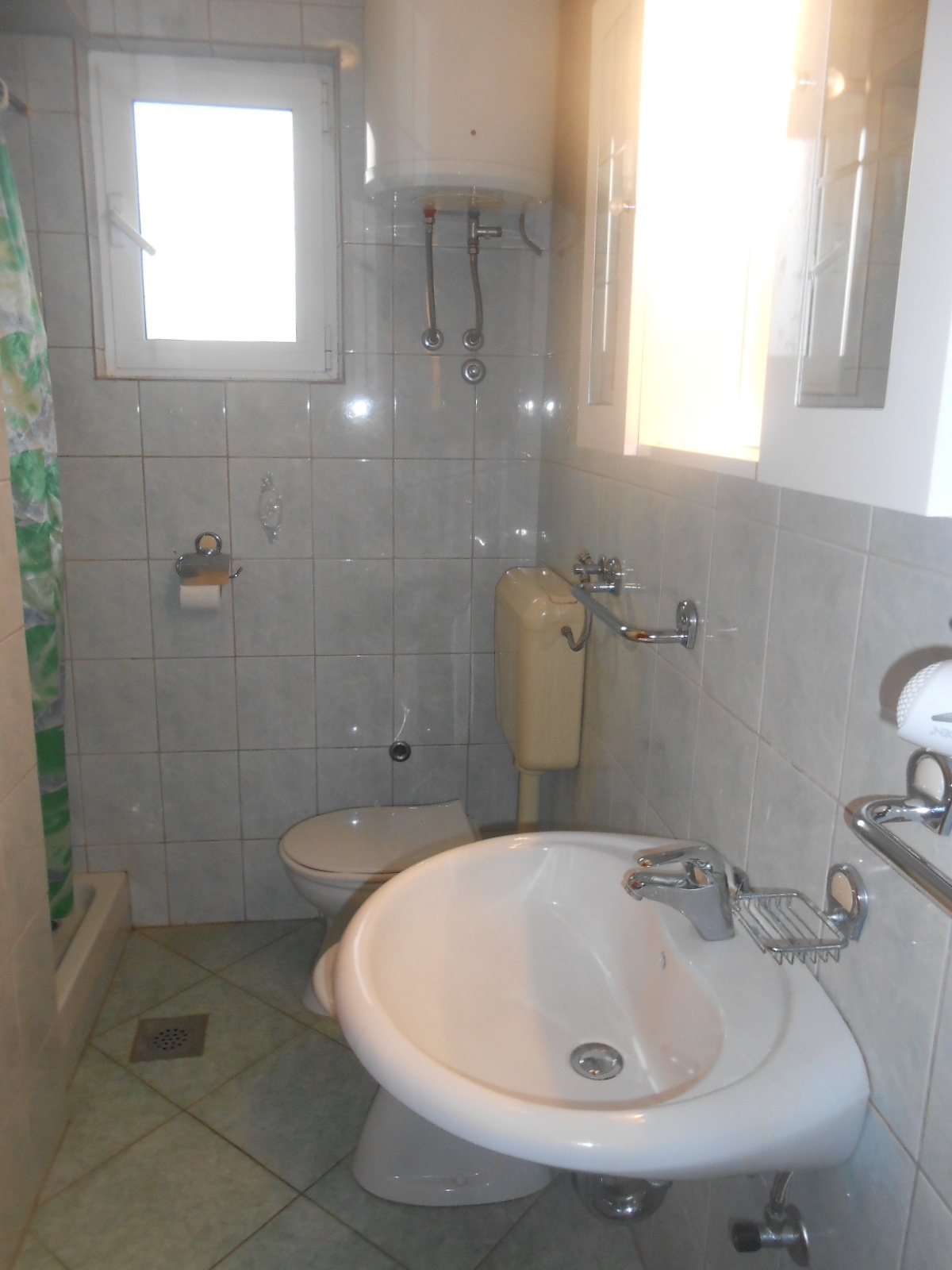 One bedroom apartment with balcony and sea view Poljana, Ugljan  A-b