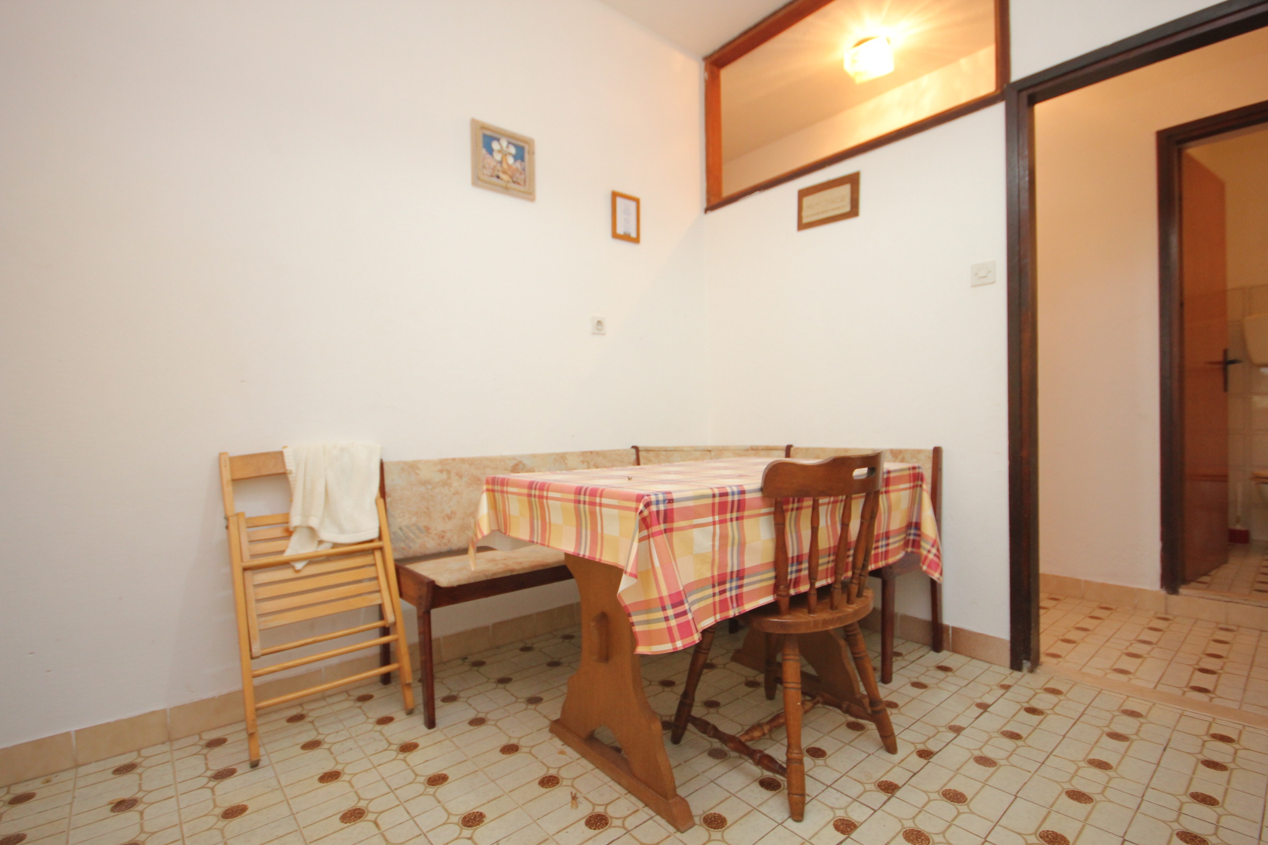 Two bedroom apartment with terrace Poljana, Ugljan  A-d