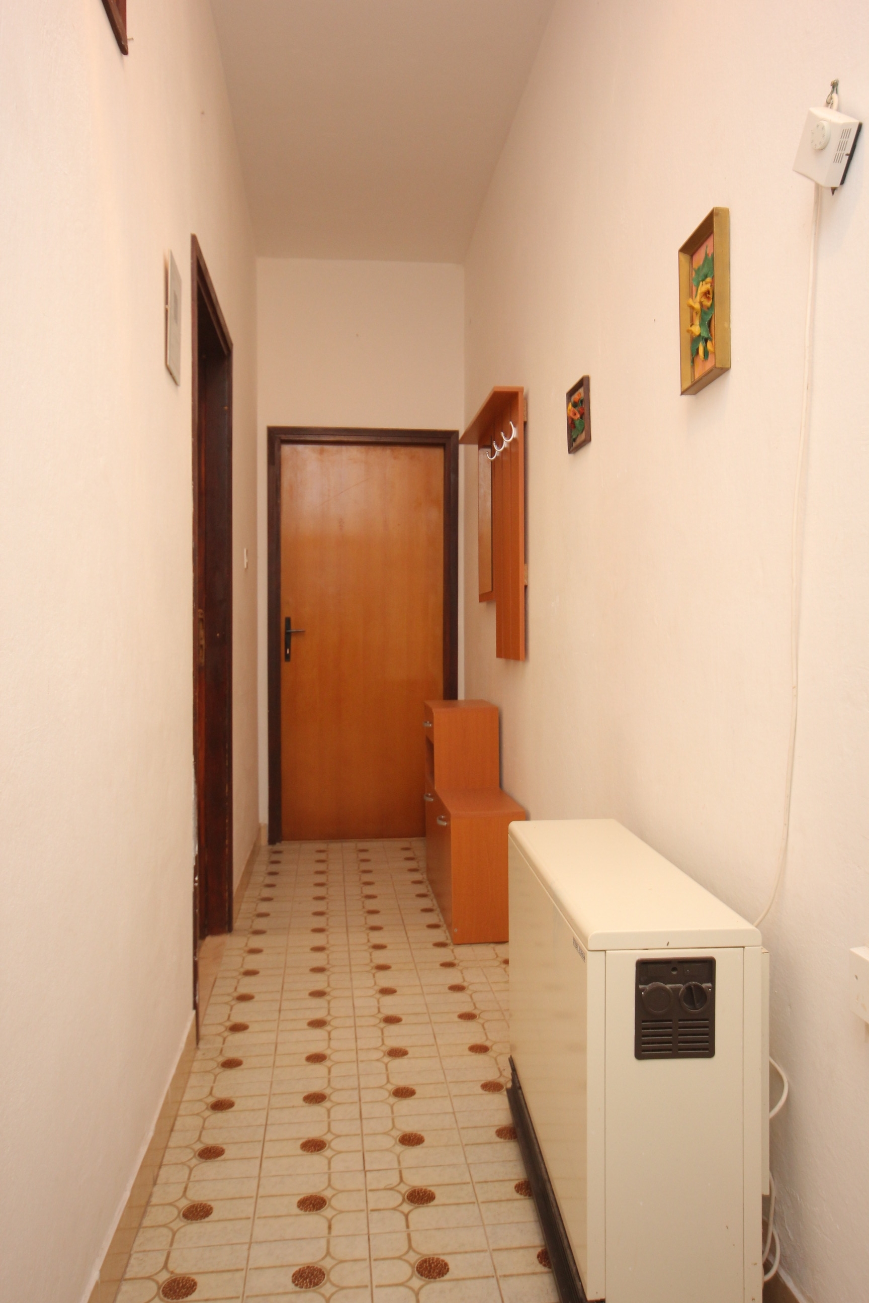 Two bedroom apartment with terrace Poljana, Ugljan  A-d