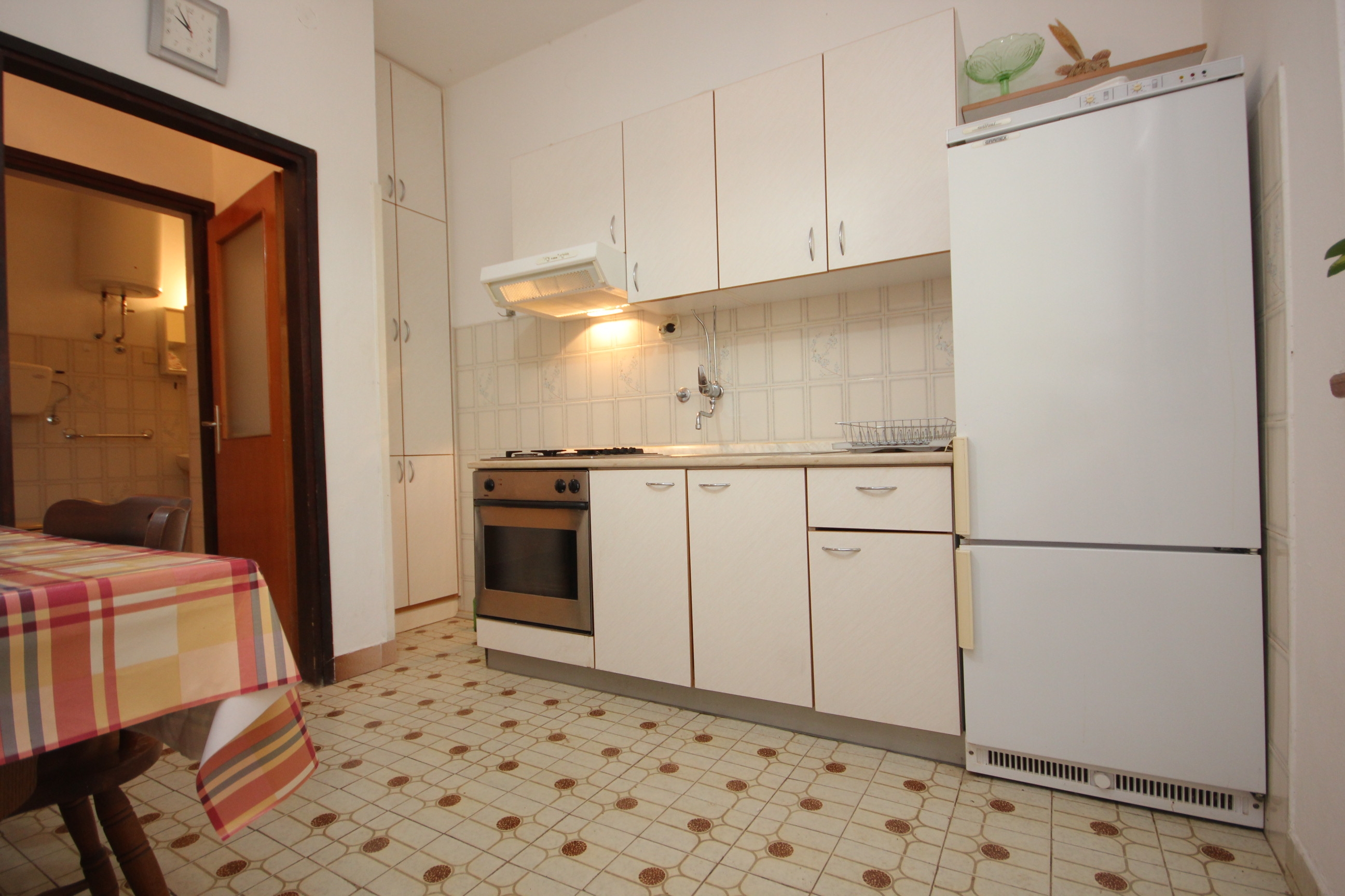 Two bedroom apartment with terrace Poljana, Ugljan  A-d