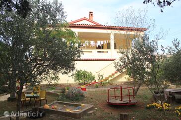 Ugljan, Ugljan, Property 8479 - Apartments with pebble beach.