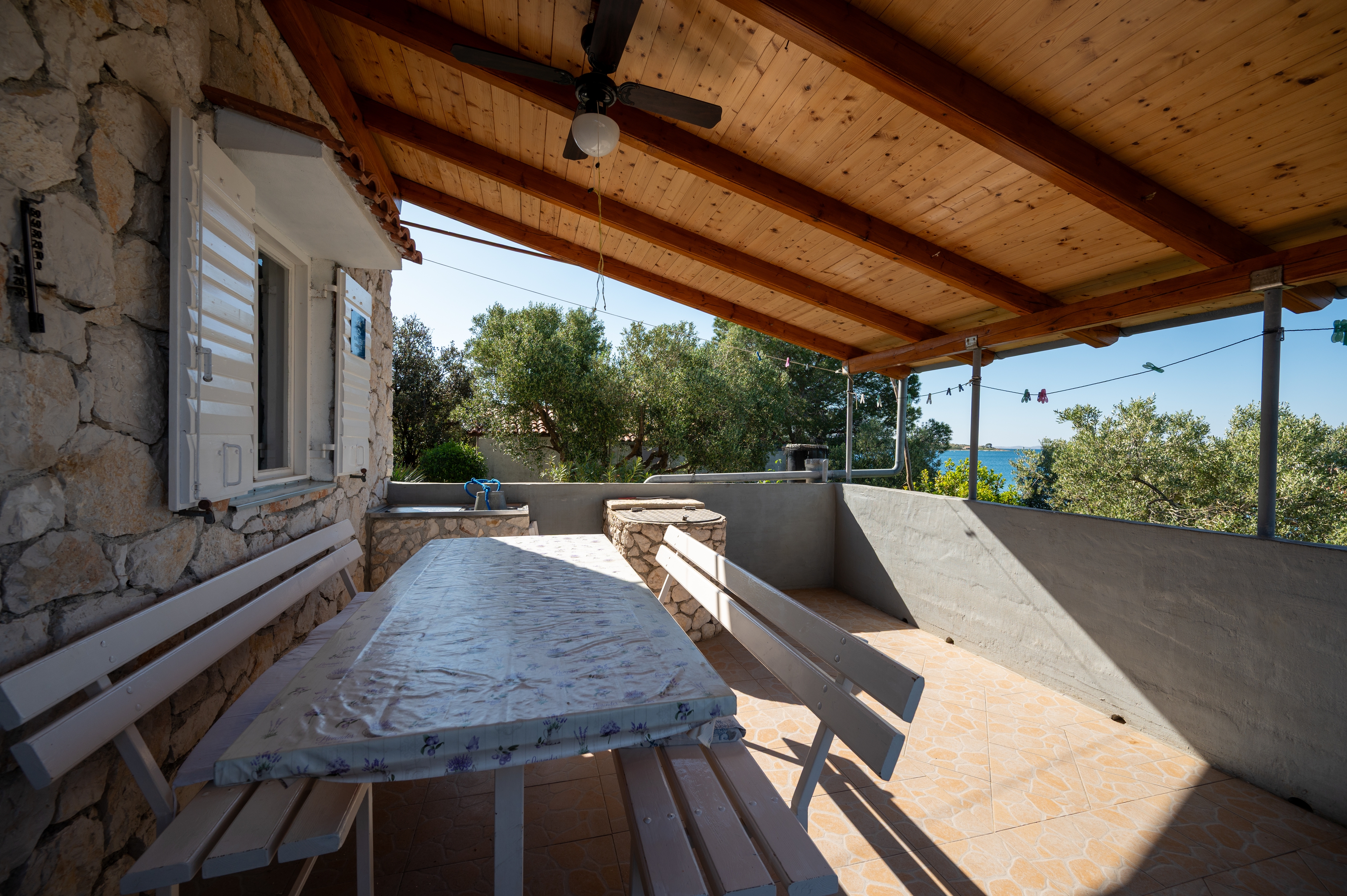 Three bedroom house near beach Cove Vitane, Pašman  K