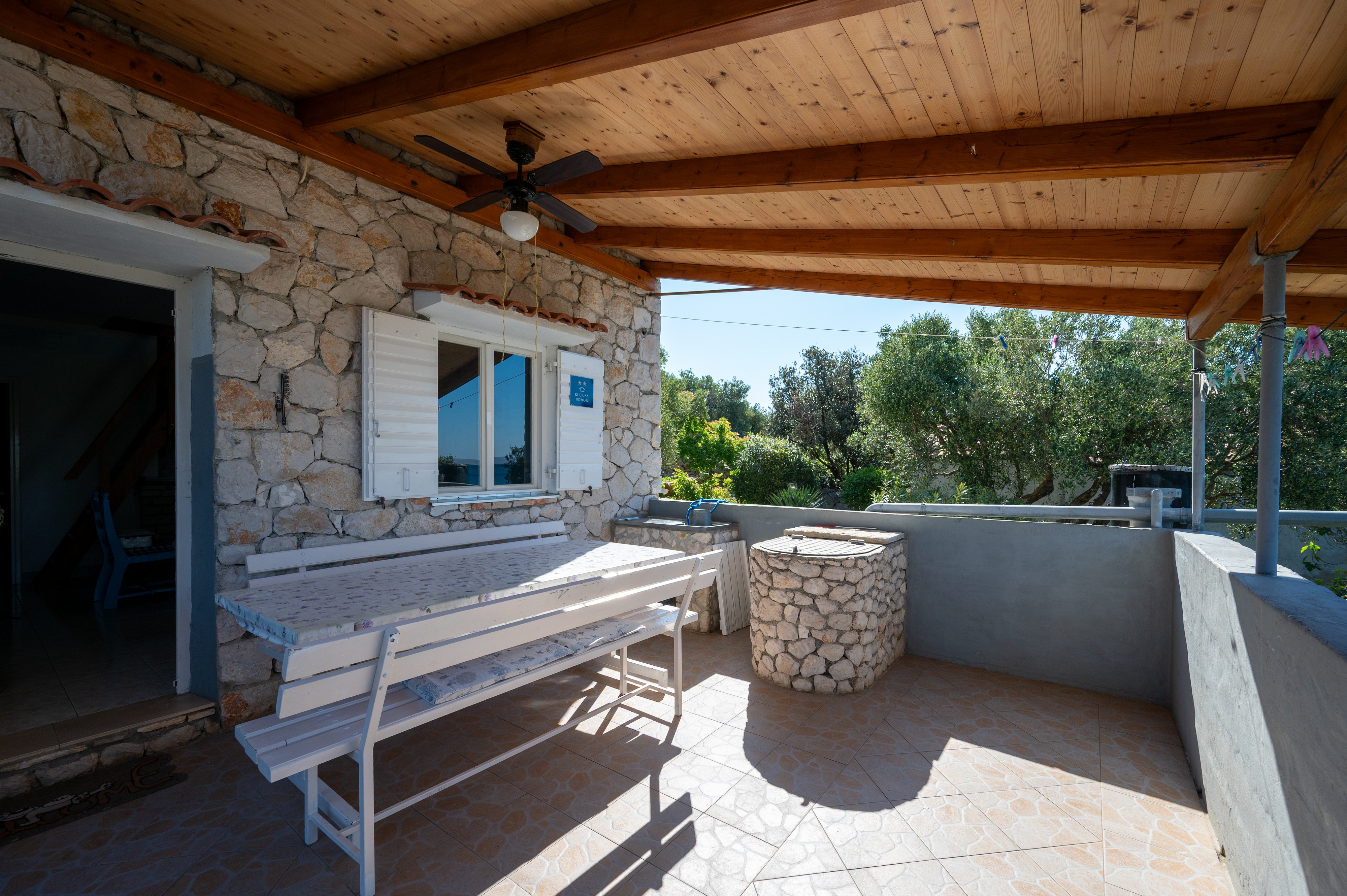 Three bedroom house near beach Cove Vitane, Pašman  K