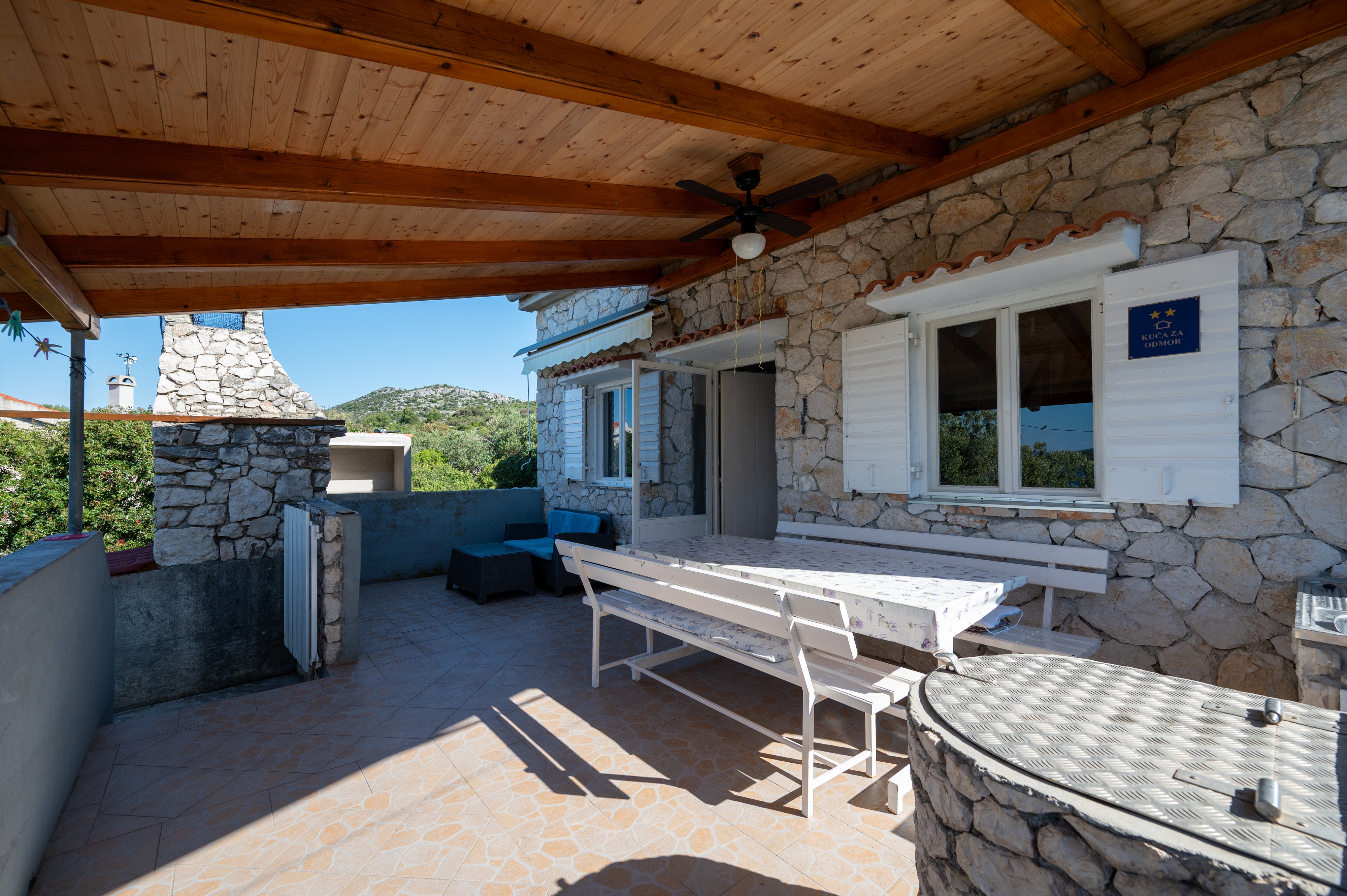 Three bedroom house near beach Cove Vitane, Pašman  K
