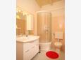 Bathroom Rukavac, Bathroom in the apartment, (pet friendly) and WiFi.