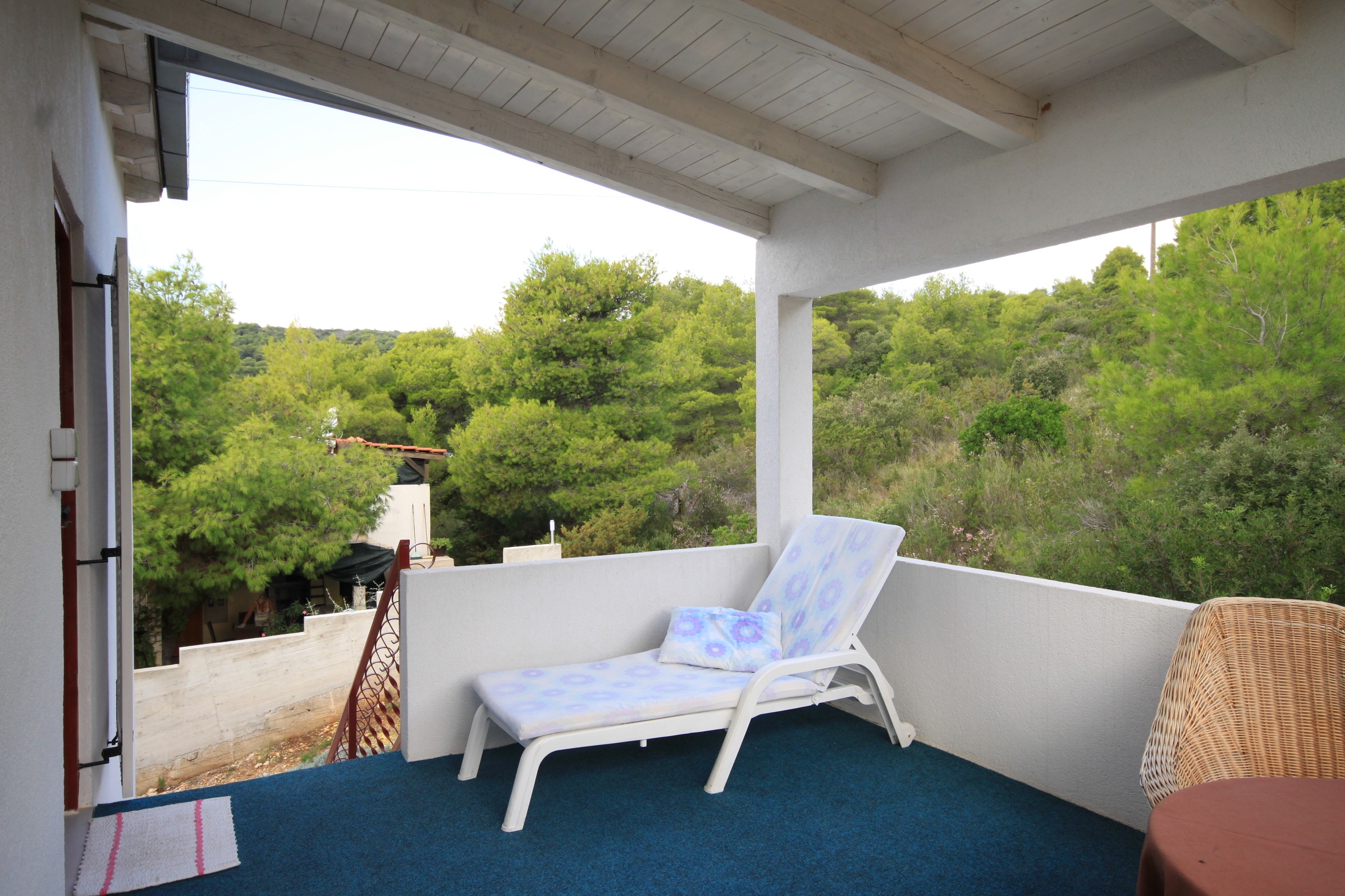 Two bedroom apartment with terrace and sea view Rukavac, Vis  A-a