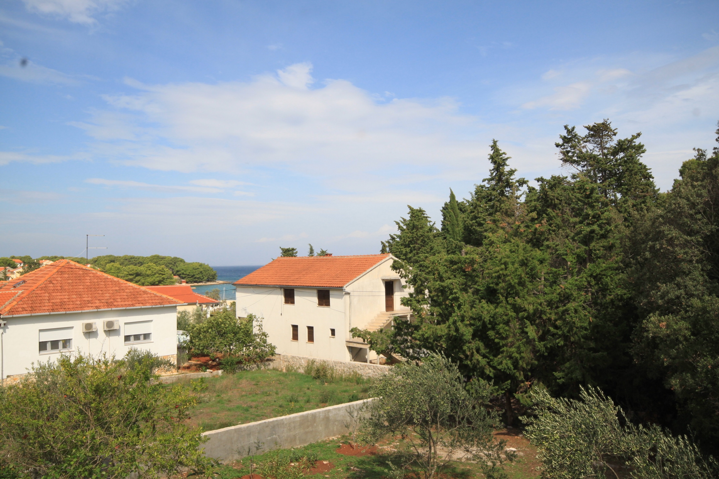 Three bedroom apartment with terrace and sea view Ugljan  A-a