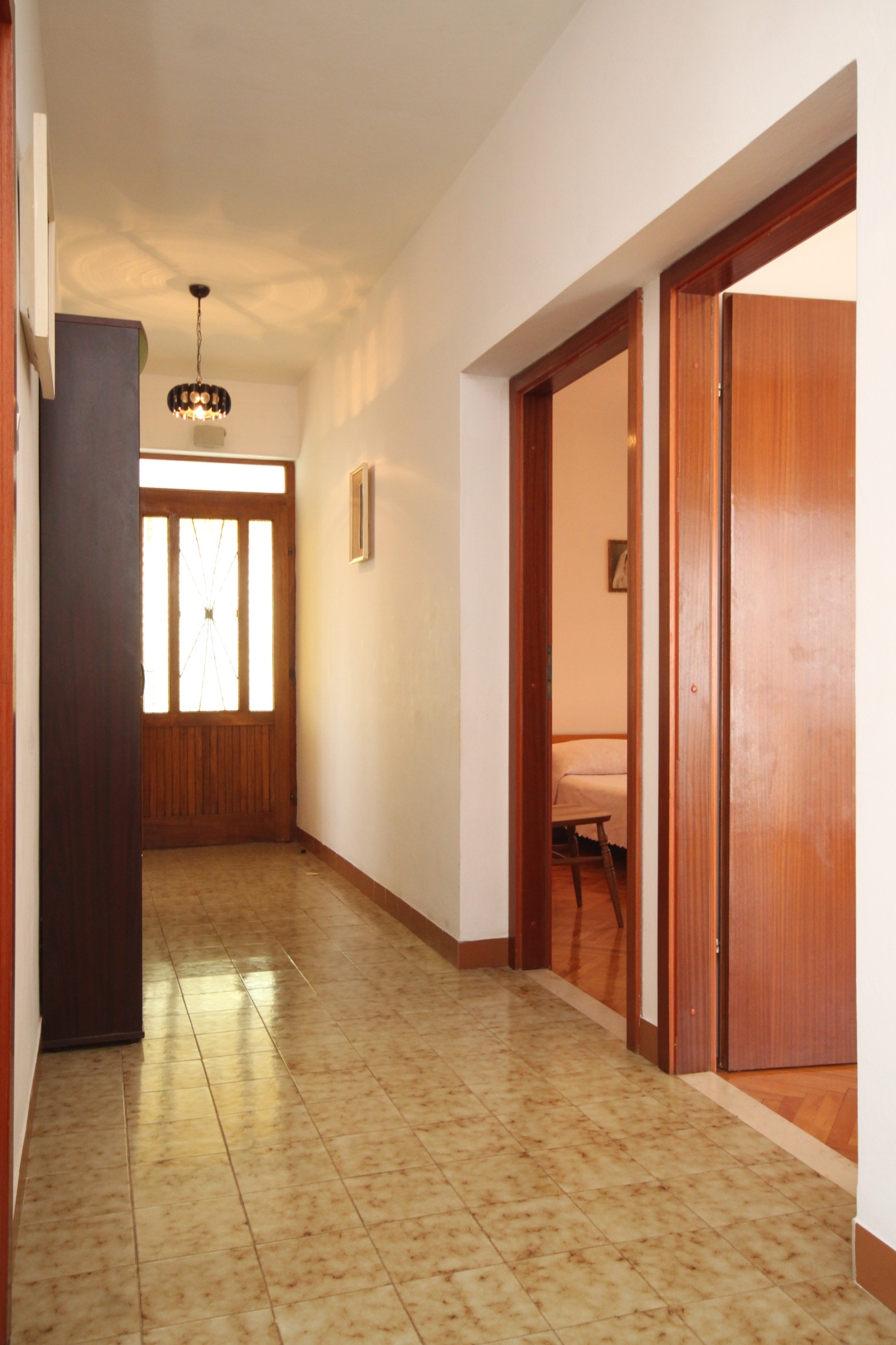Three bedroom apartment with terrace and sea view Ugljan  A-a