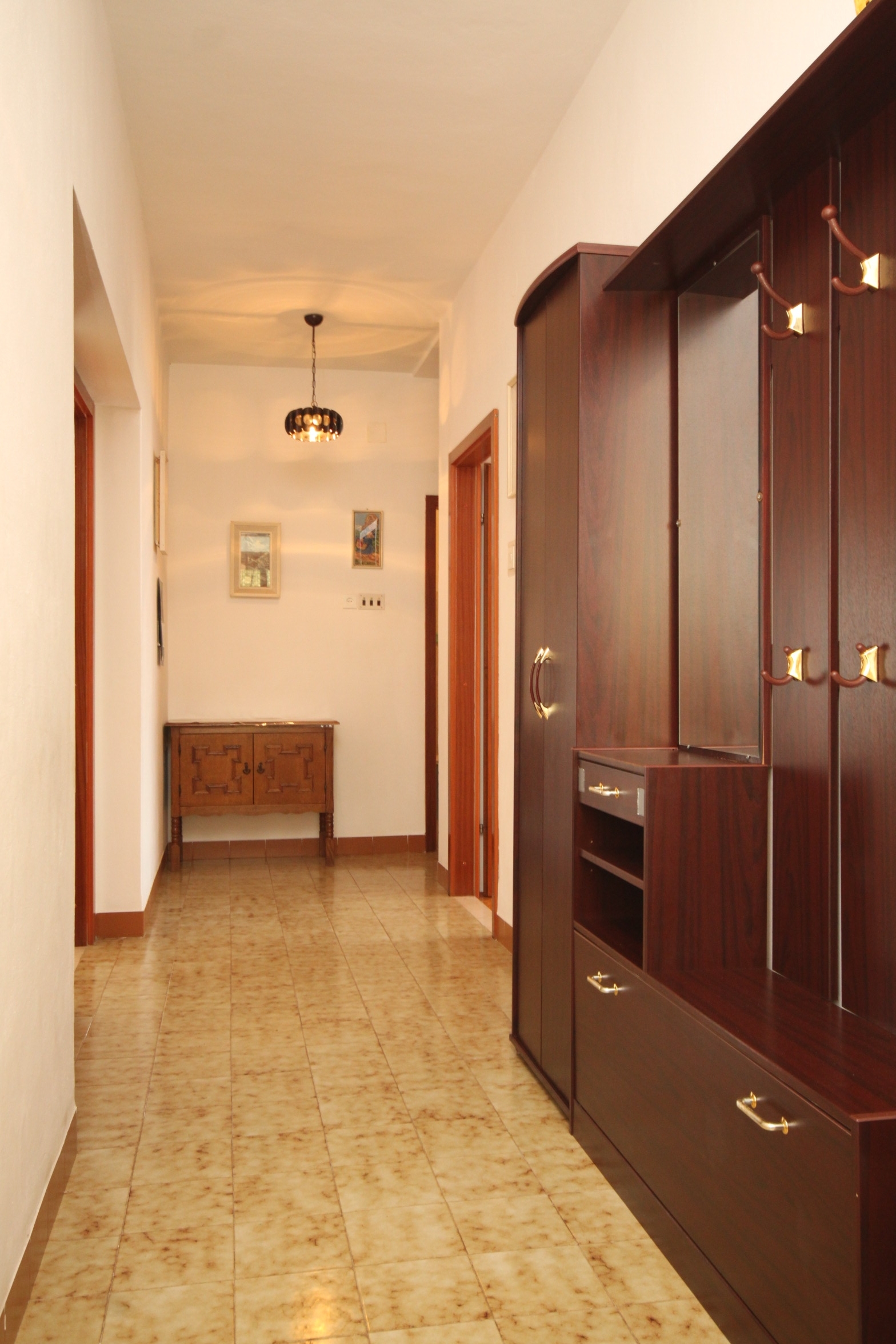 Three bedroom apartment with terrace and sea view Ugljan  A-a