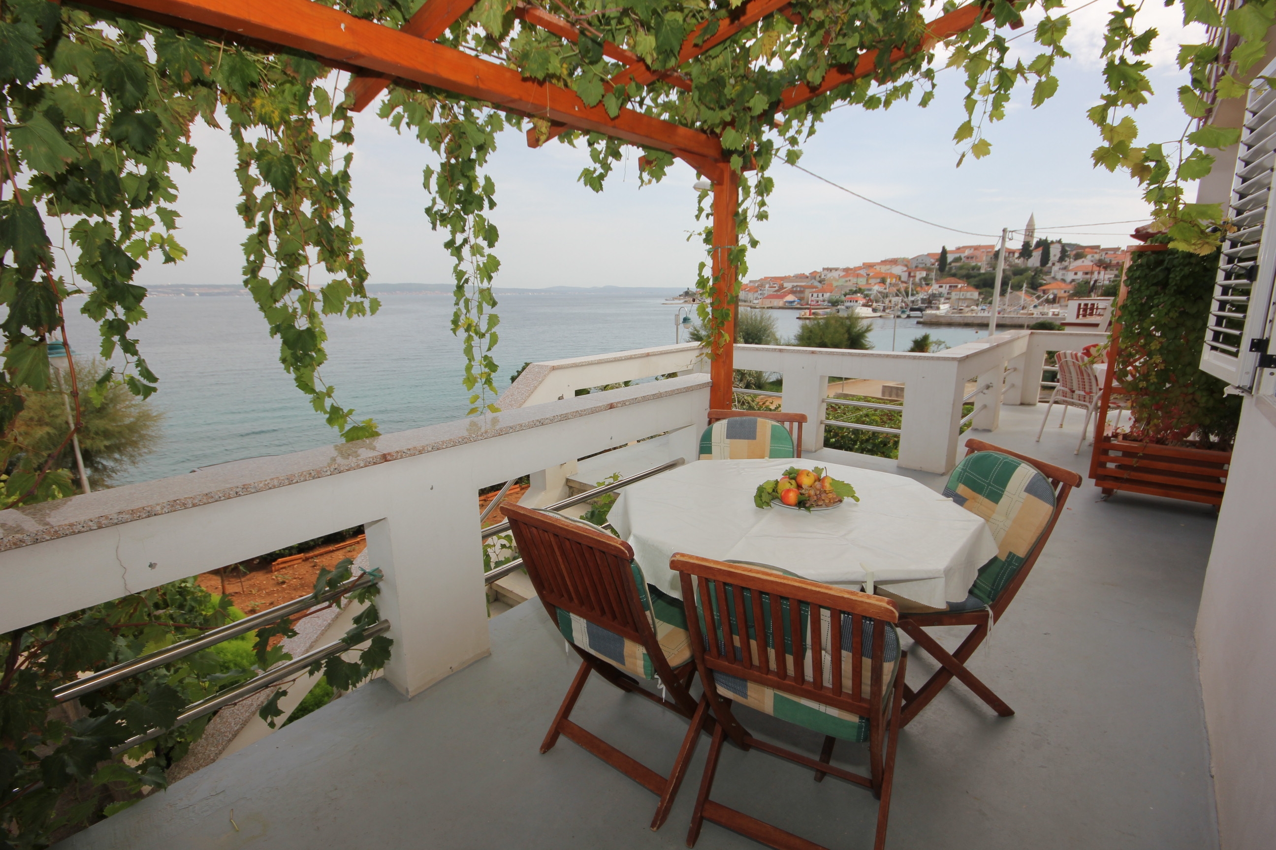 Two bedroom apartment near beach Kali, Ugljan (A-8503-a) Two bedroom apartment near beach Kali, Ugljan (A-8503-a)