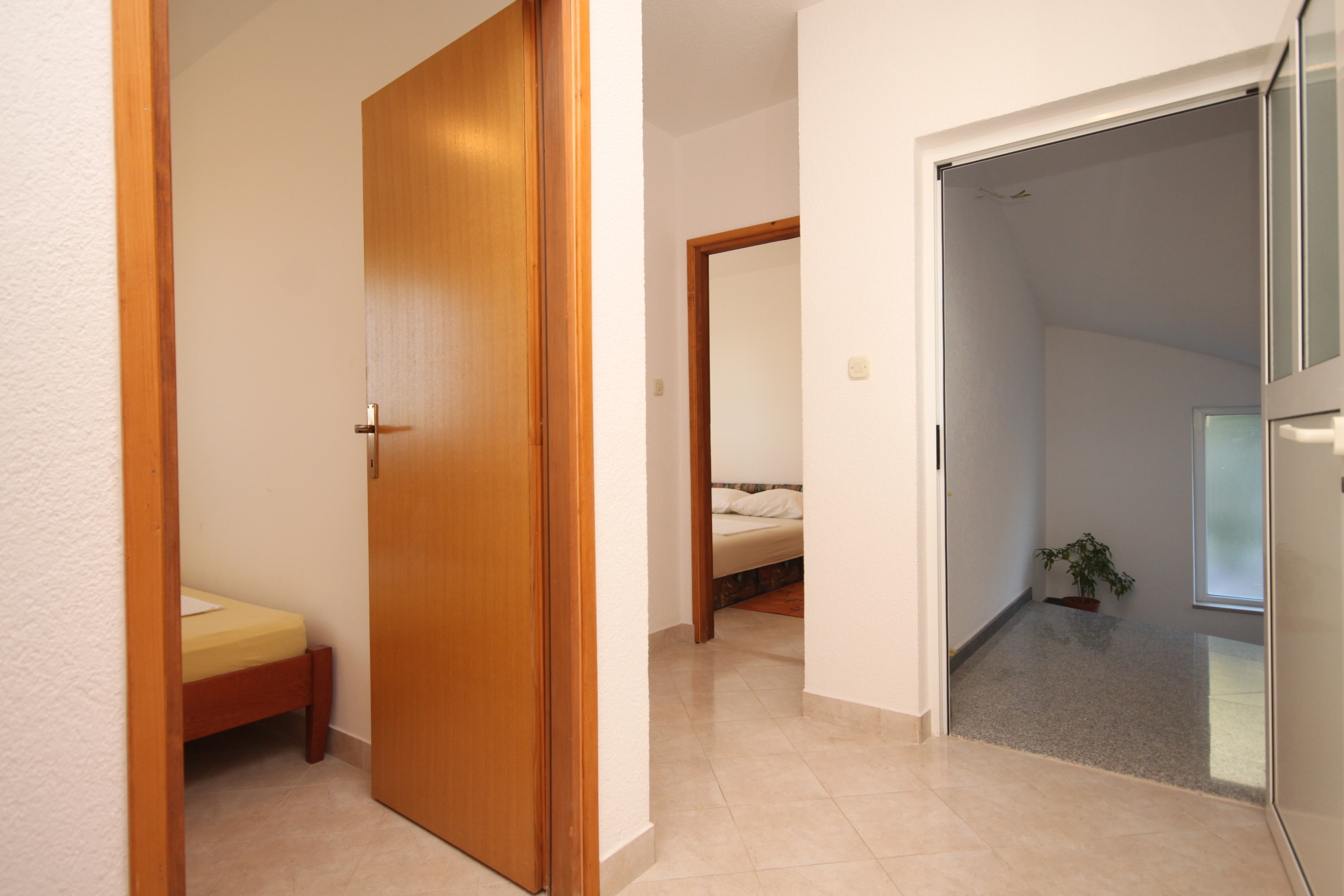 Two bedroom apartment with balcony and sea view Seget Vranjica, Trogir  A-a