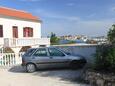 Parking lot Lukoran, Ugljan, Parking lot 8510 - Apartments near sea with sandy beach.