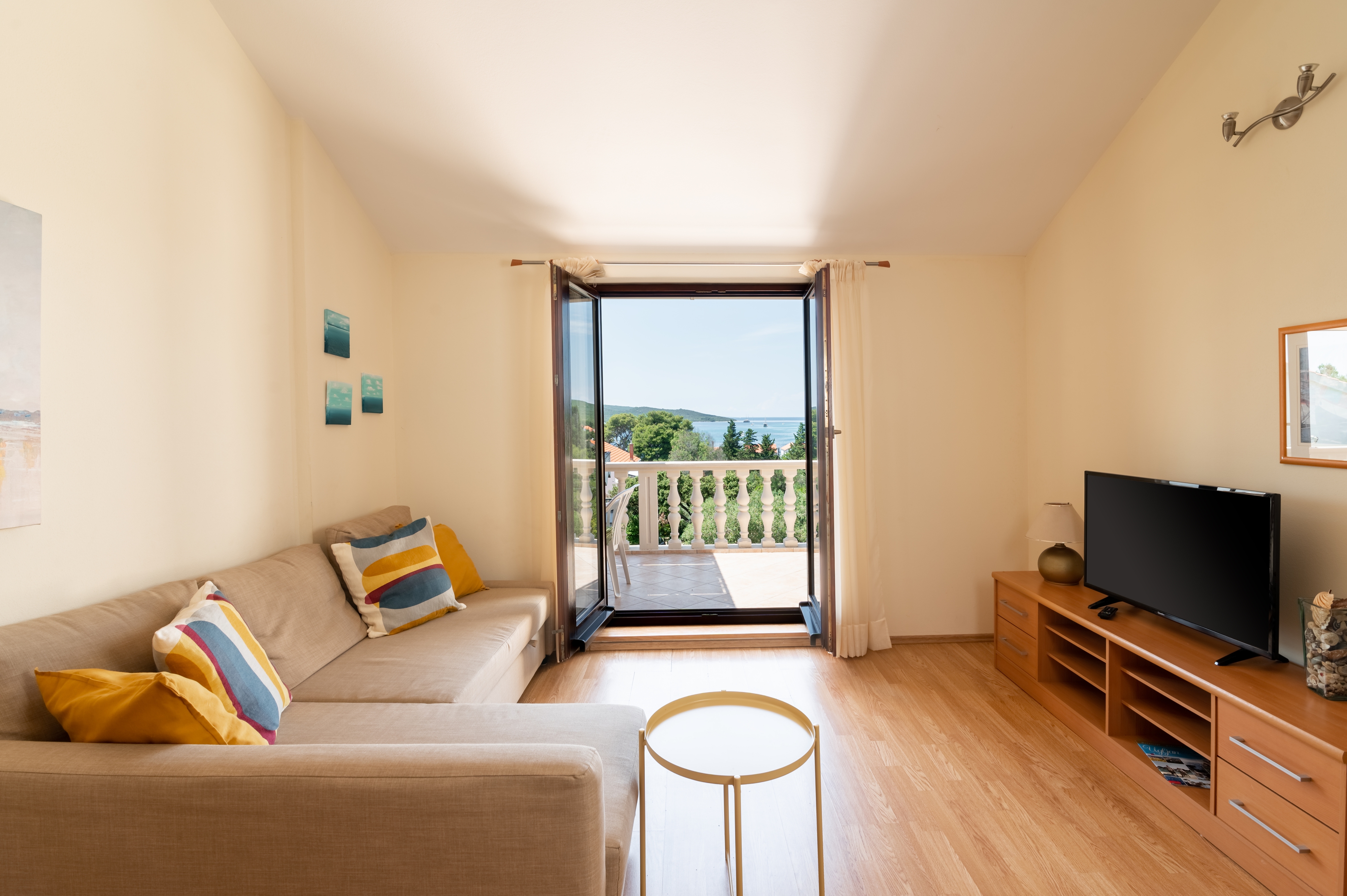 Two bedroom apartment with terrace and sea view Muline, Ugljan (A-8521-b)