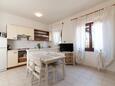 Dining room Muline, Dining room in the apartment, air condition available and WiFi.