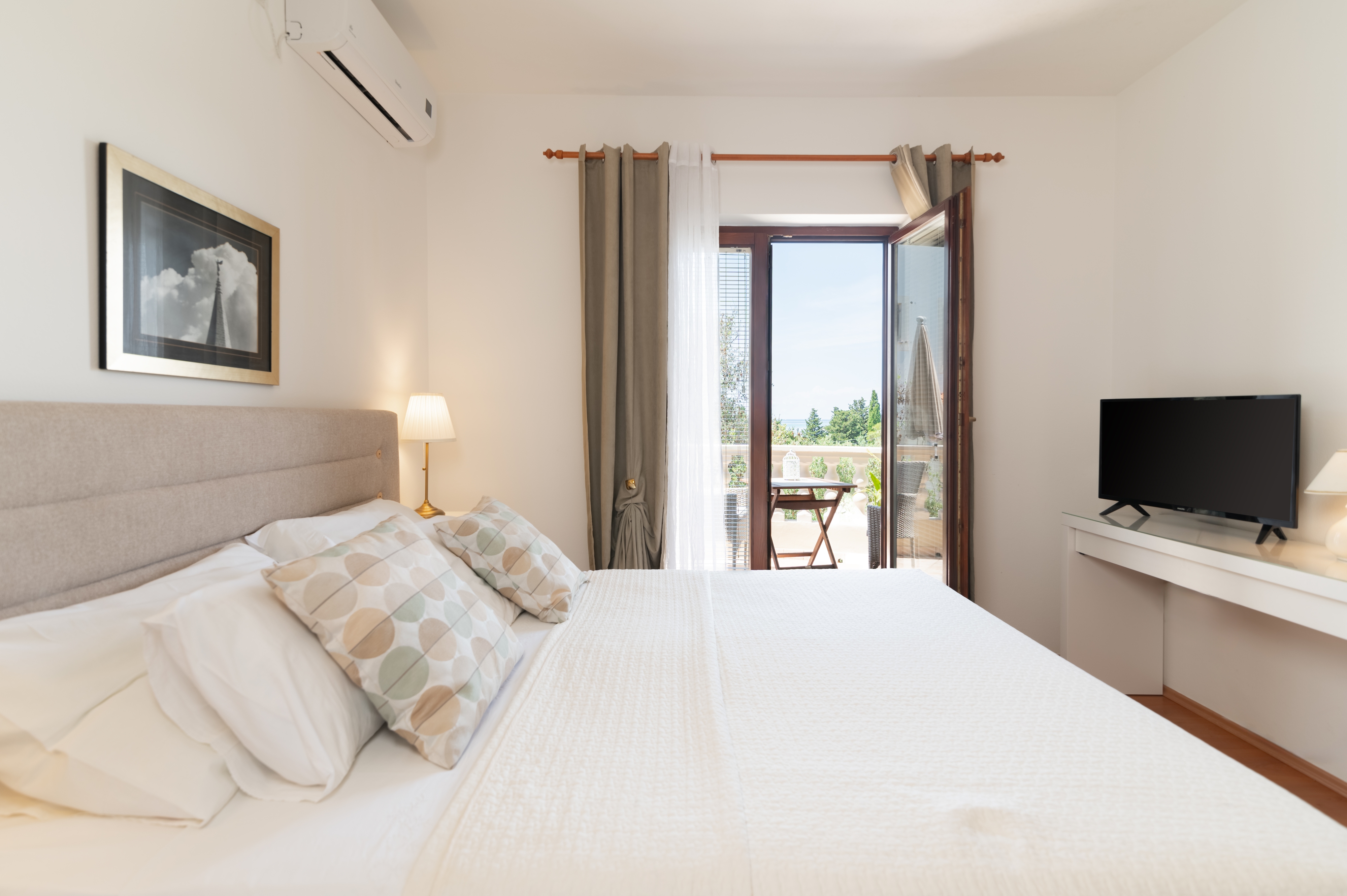 Top Ugljan Muline Top Ugljan Muline