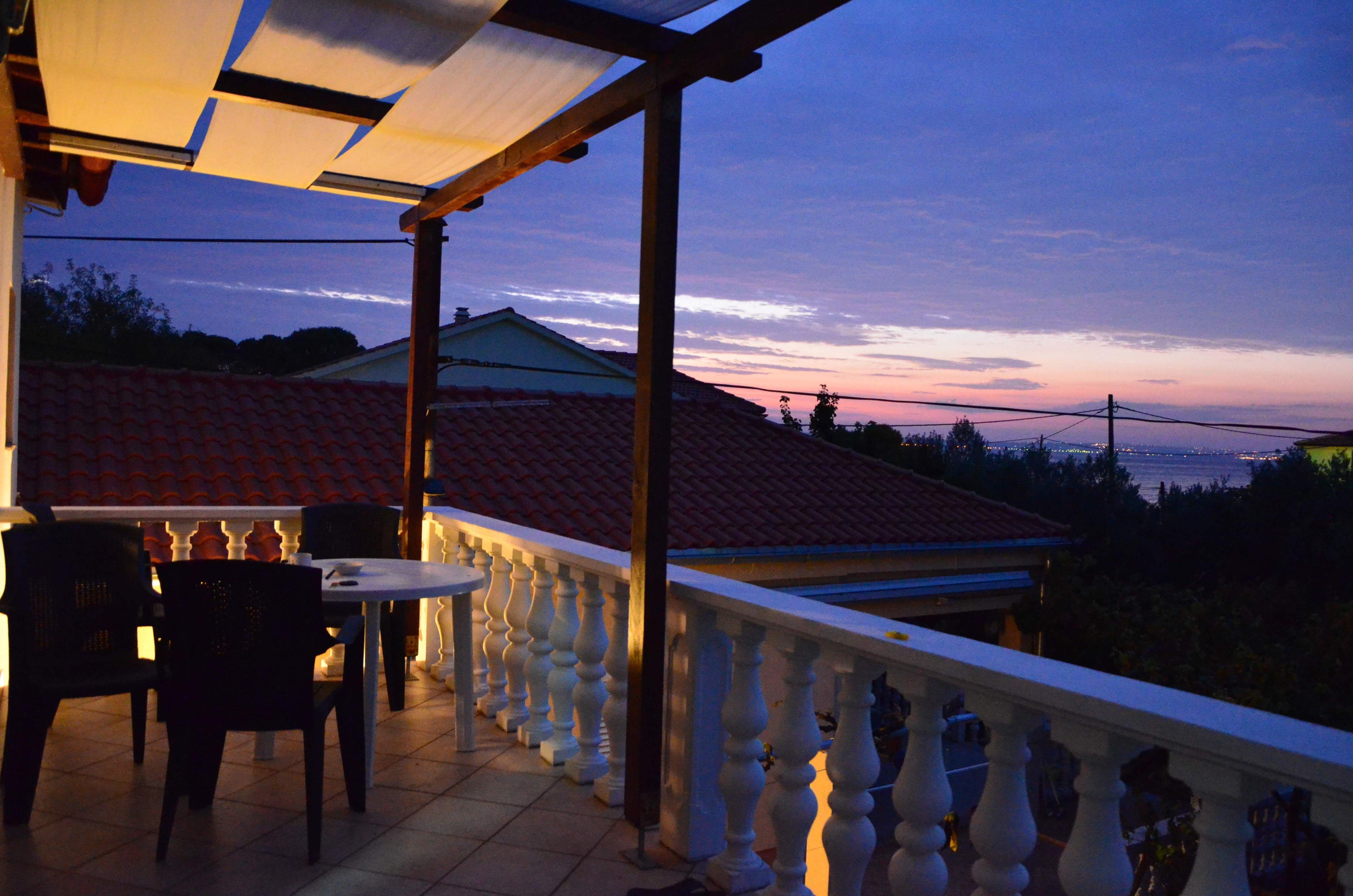 One bedroom apartment with terrace and sea view Ugljan (A-8527-a)