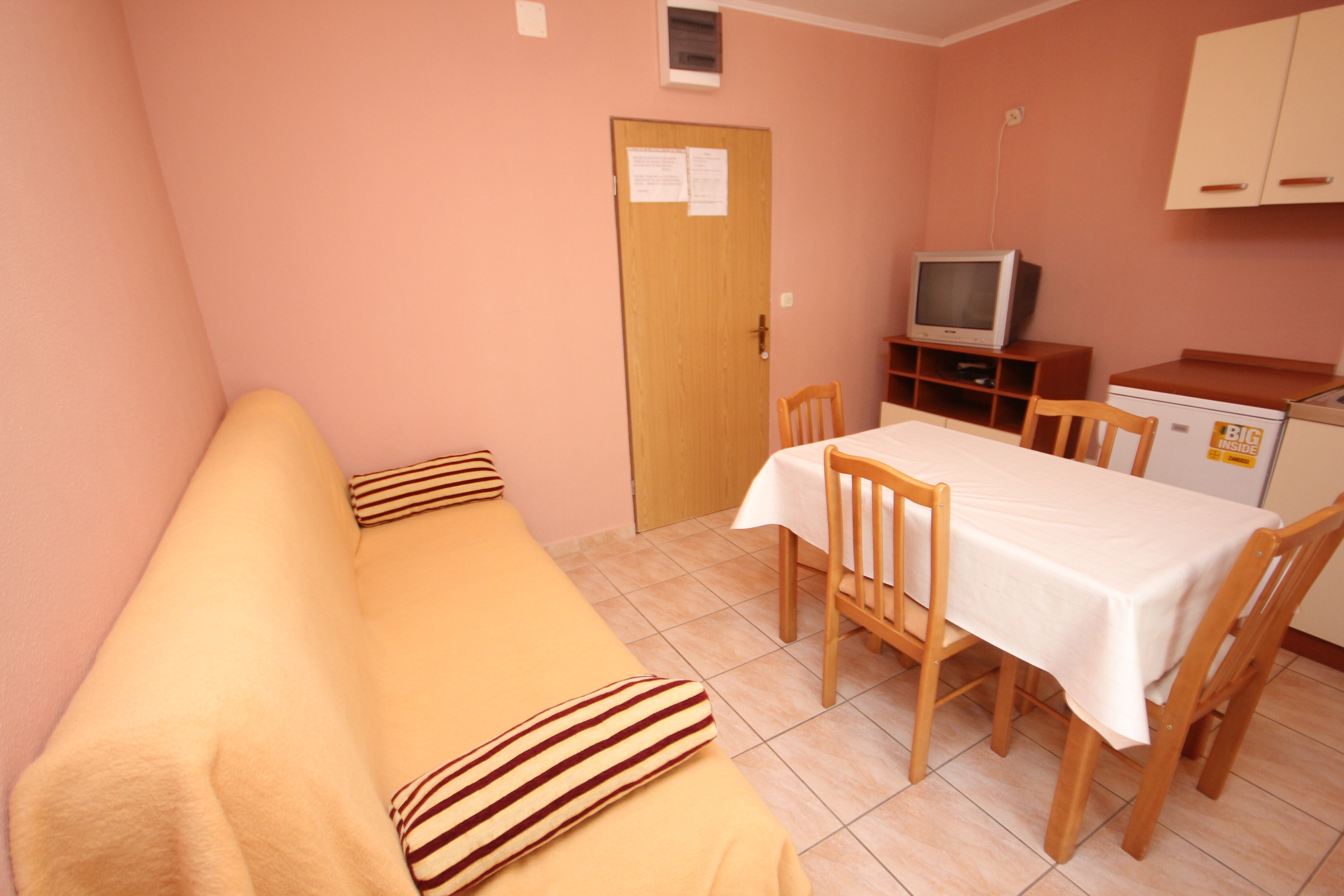 One bedroom apartment with terrace Vis  A-f