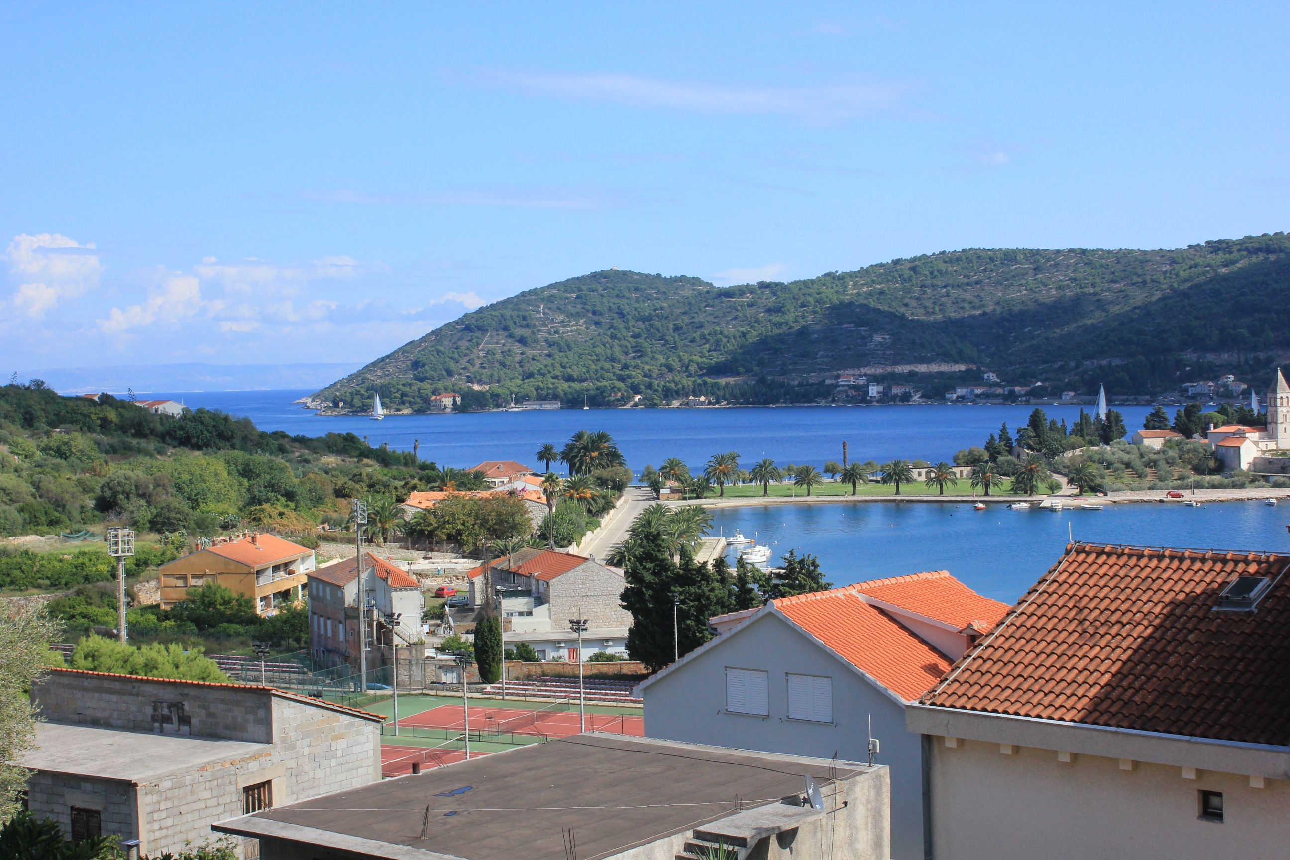 One bedroom apartment with terrace Vis  A-f