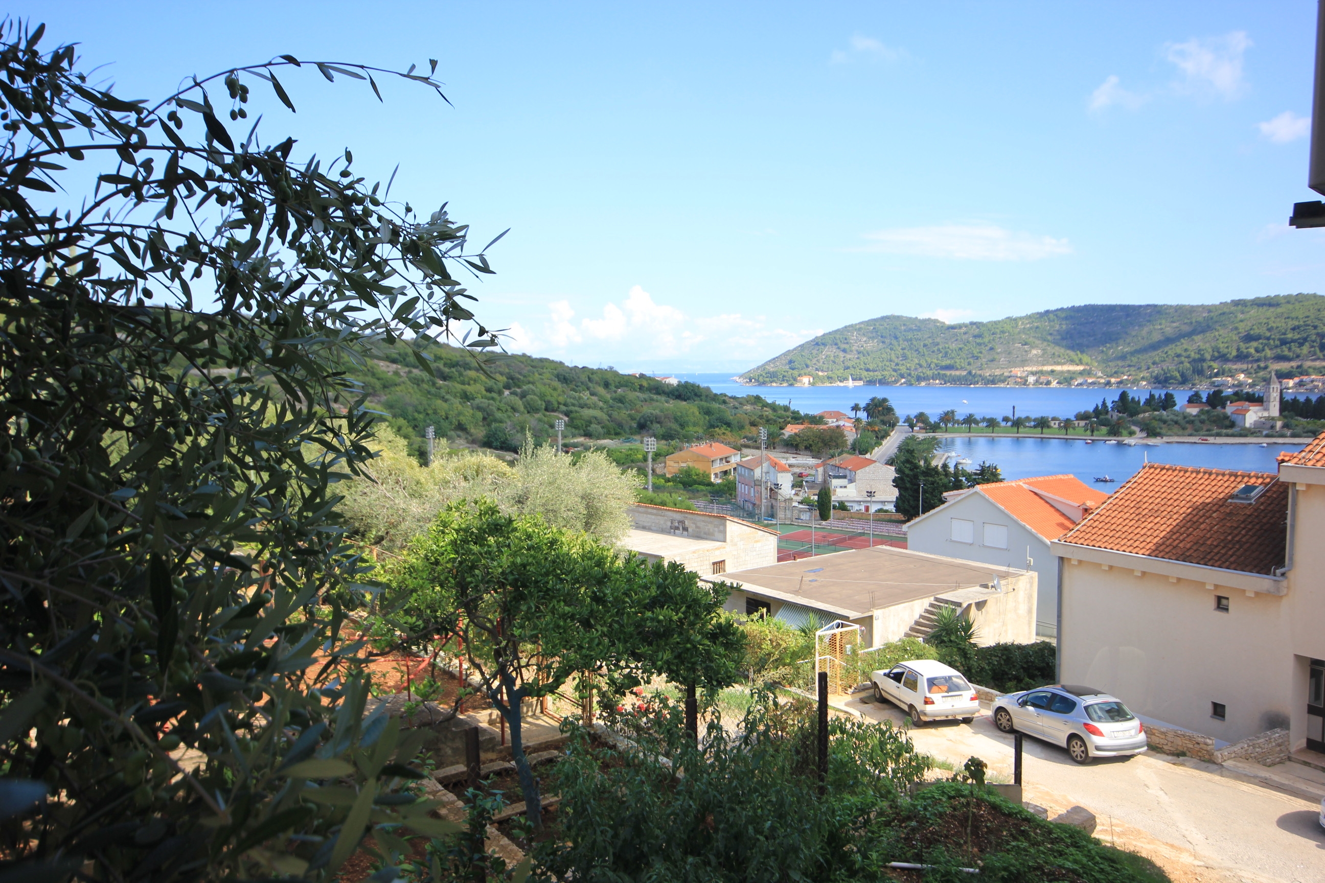 One bedroom apartment with terrace Vis  A-f