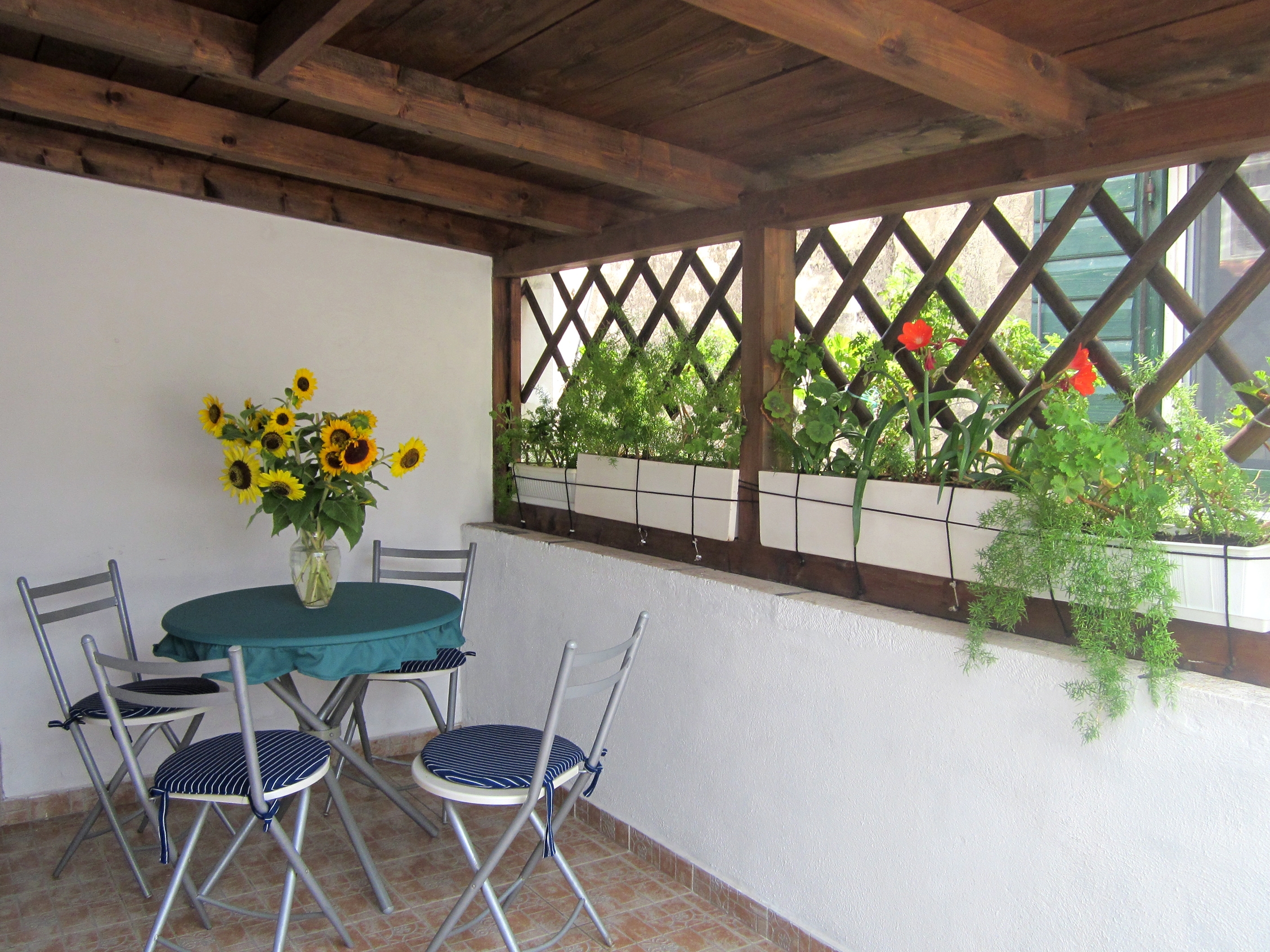 One bedroom apartment near beach Komiža, Vis  A-a