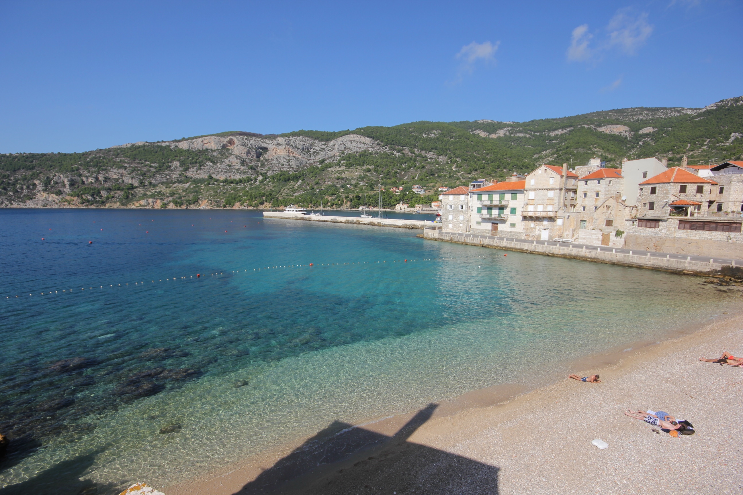 One bedroom apartment near beach Komiža, Vis  A-a