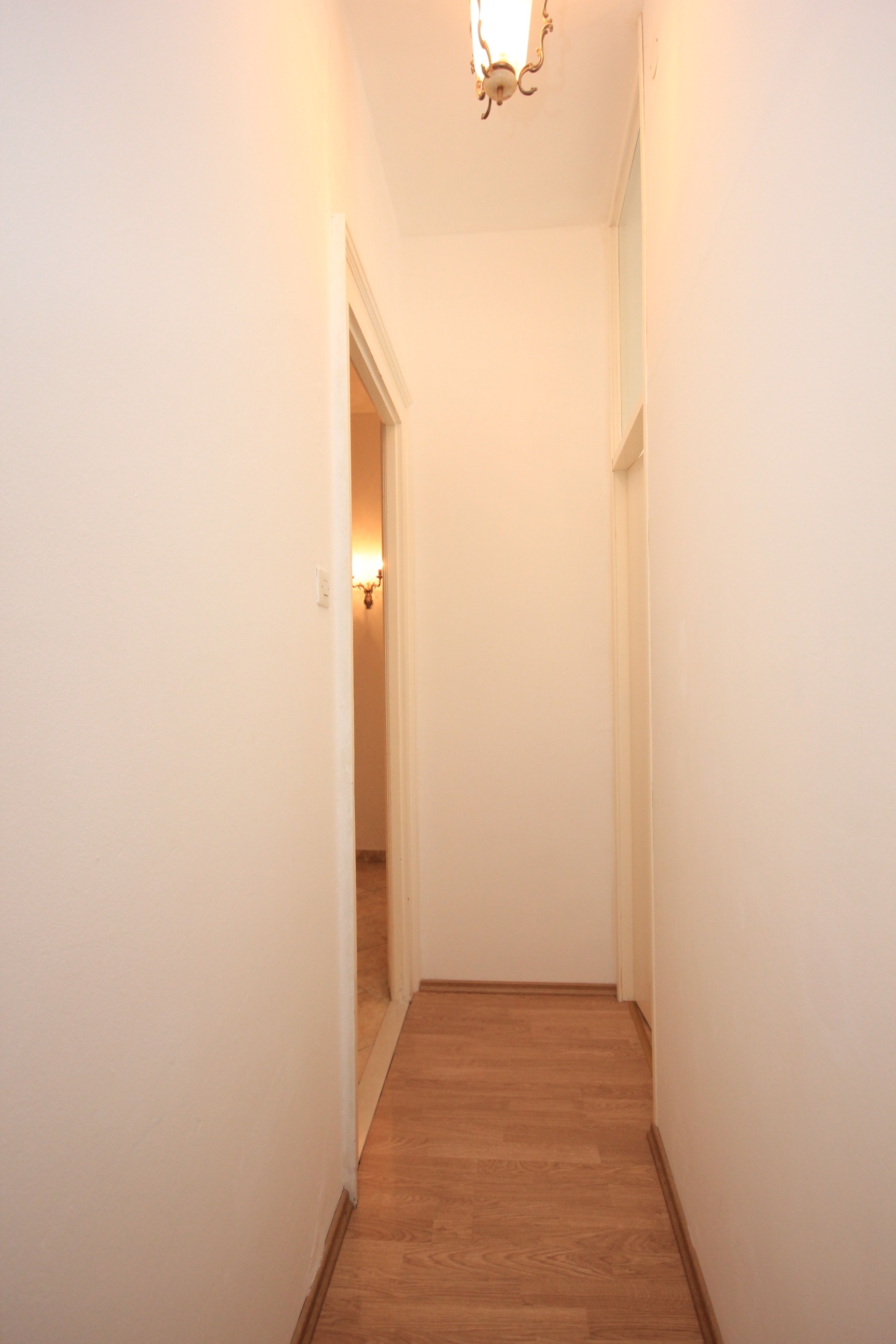 Two bedroom apartment near beach Komiža, Vis  A-b