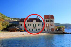 Apartments by the sea Komiza, Vis - 8533