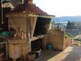 Courtyard Vis, Vis, Courtyard 8535 - Apartments near sea with pebble beach.