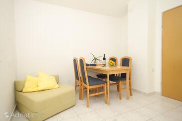 Dining room Slano, Dining room in the studio-apartment, WIFI.