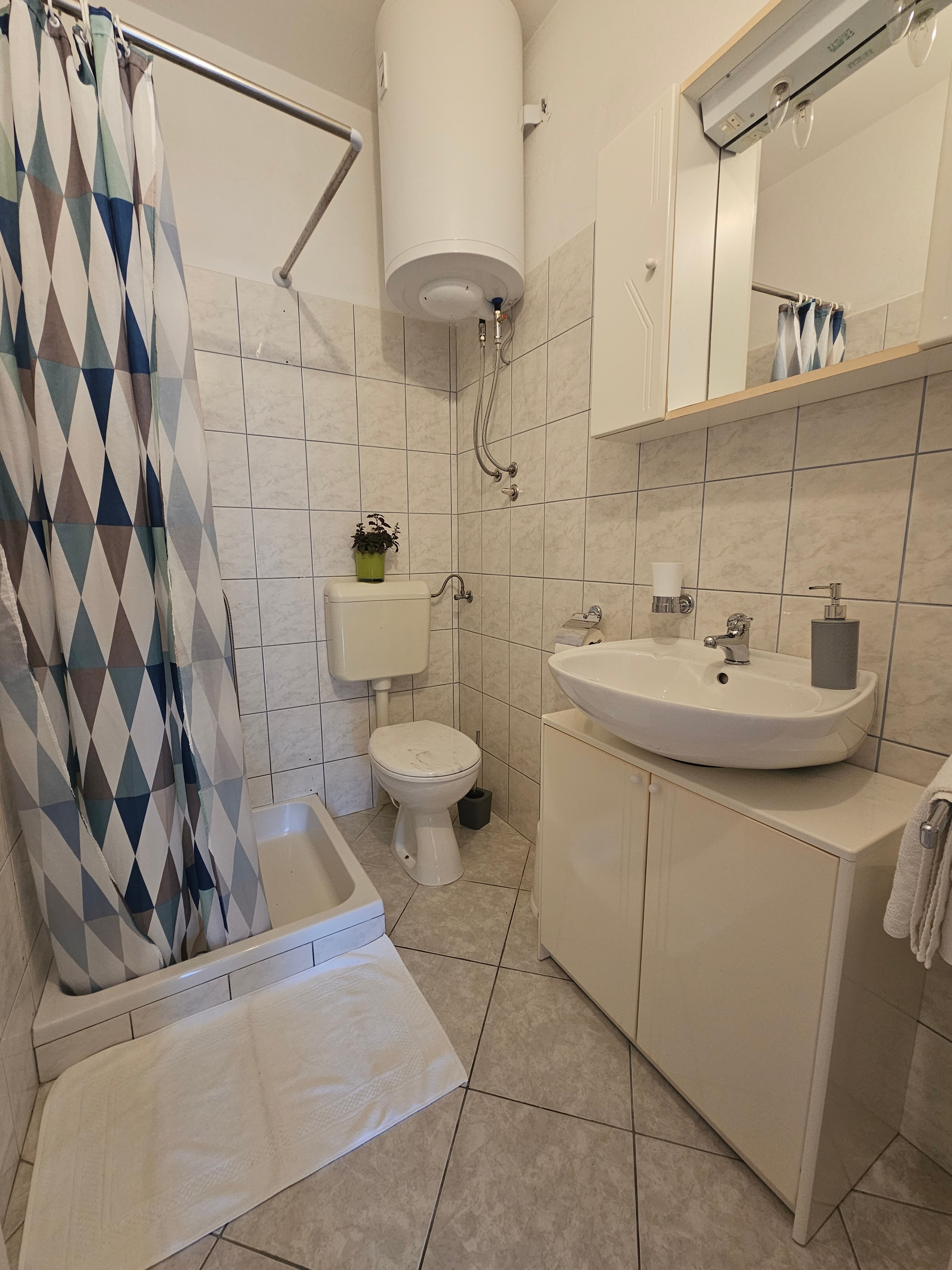 Two bedroom apartment with terrace and sea view Slano, Dubrovnik  A-a