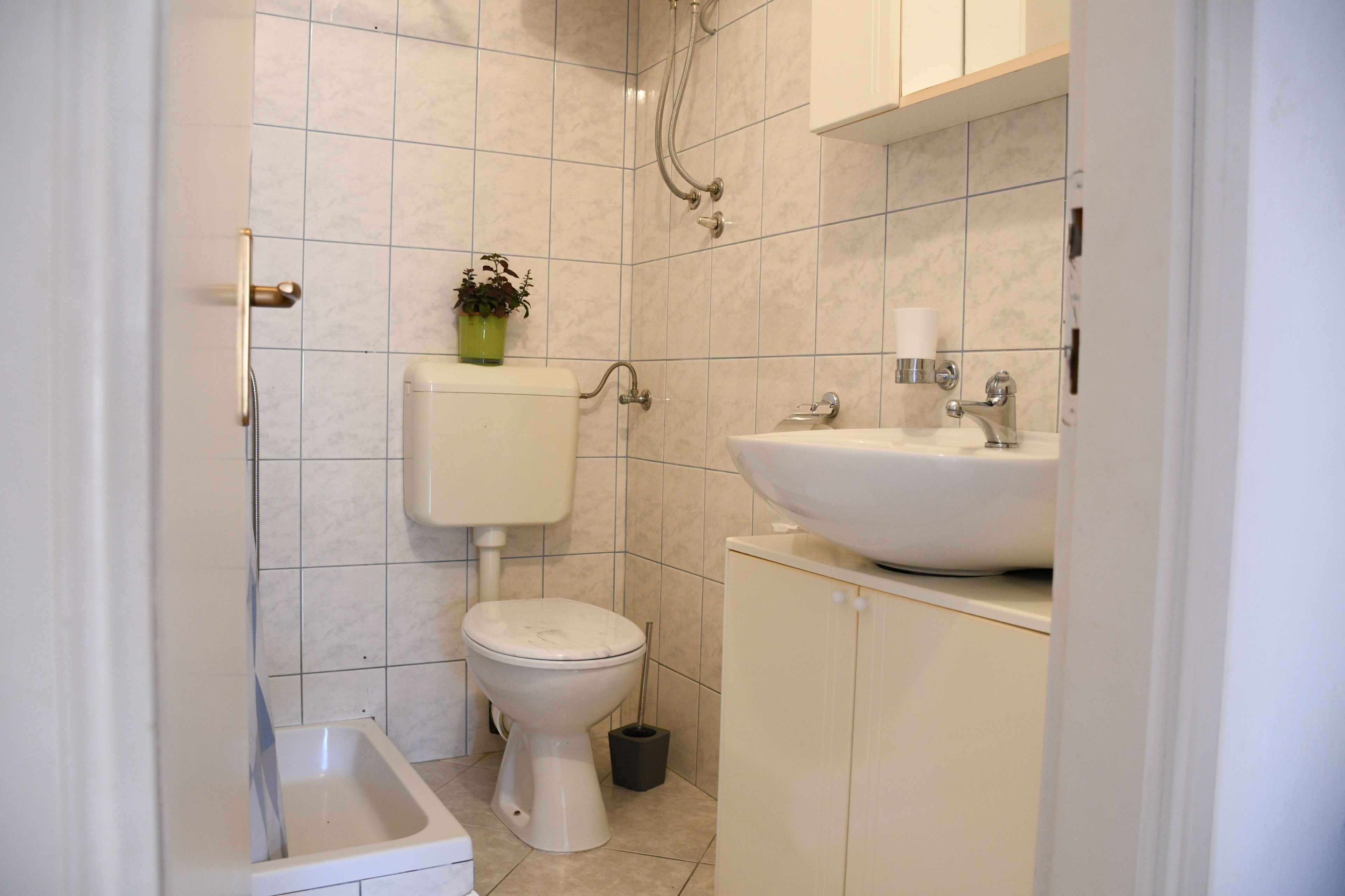 Two bedroom apartment with terrace and sea view Slano, Dubrovnik  A-a